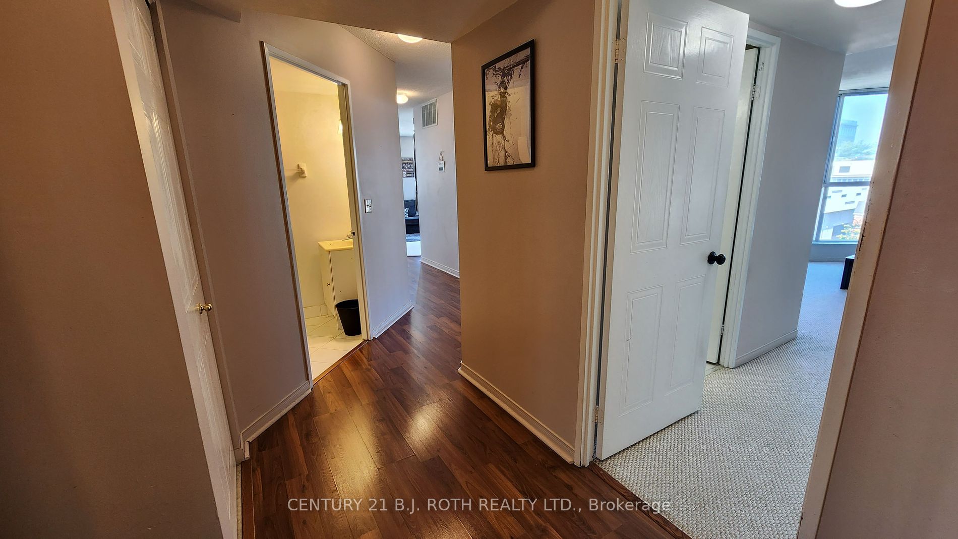 150 Dunlop Street E #902