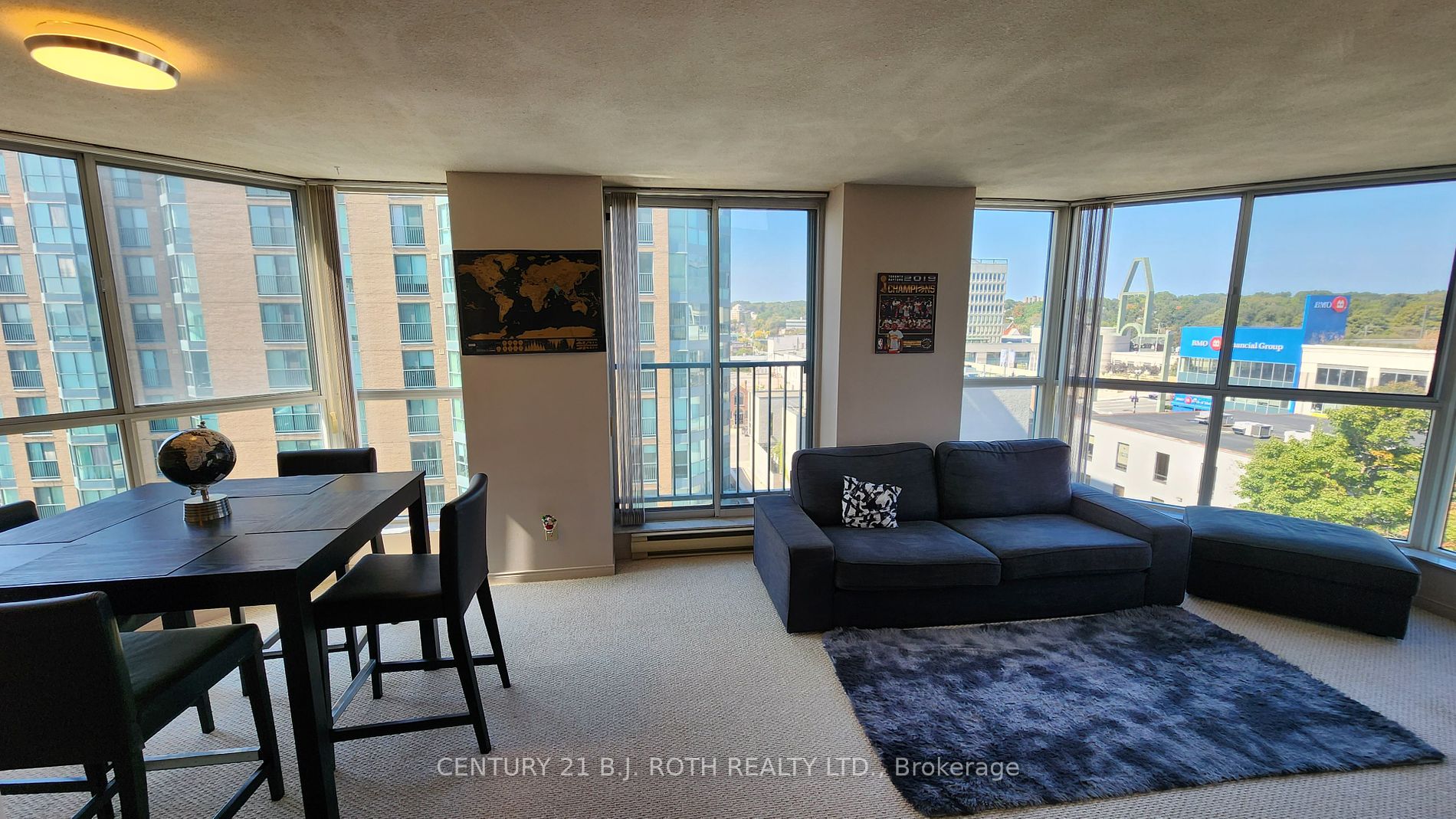 150 Dunlop Street E #902