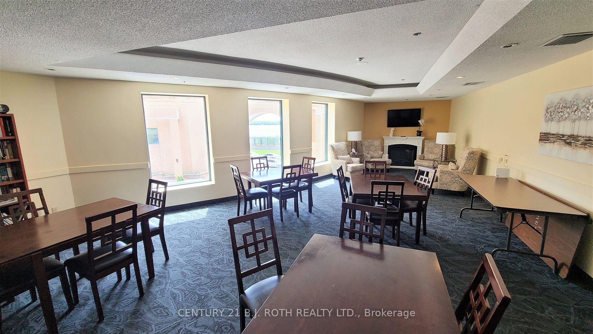 150 Dunlop Street E #902