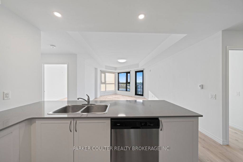 30 Hanmer Street W, #708