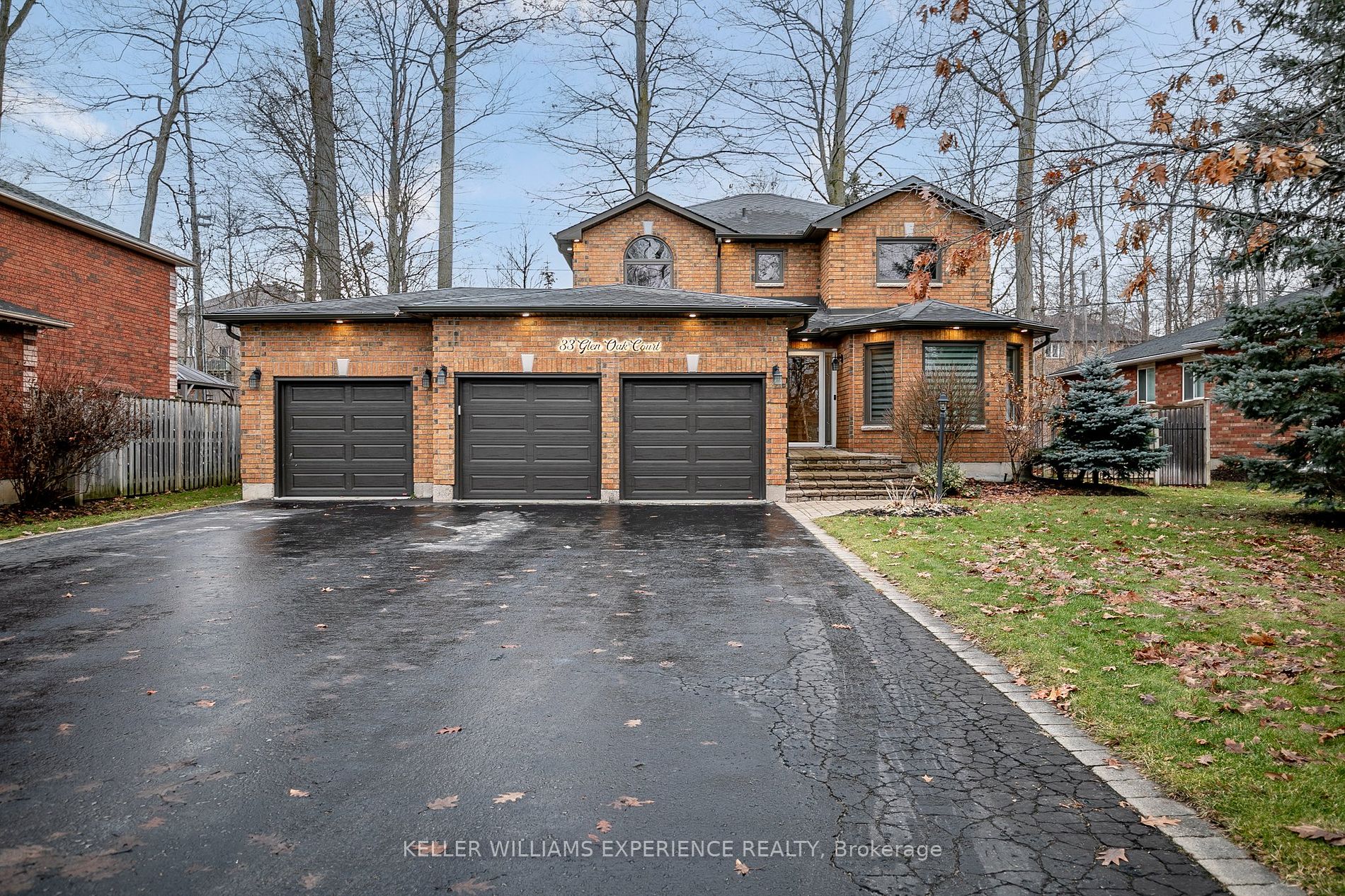 33 Glen Oak Crt