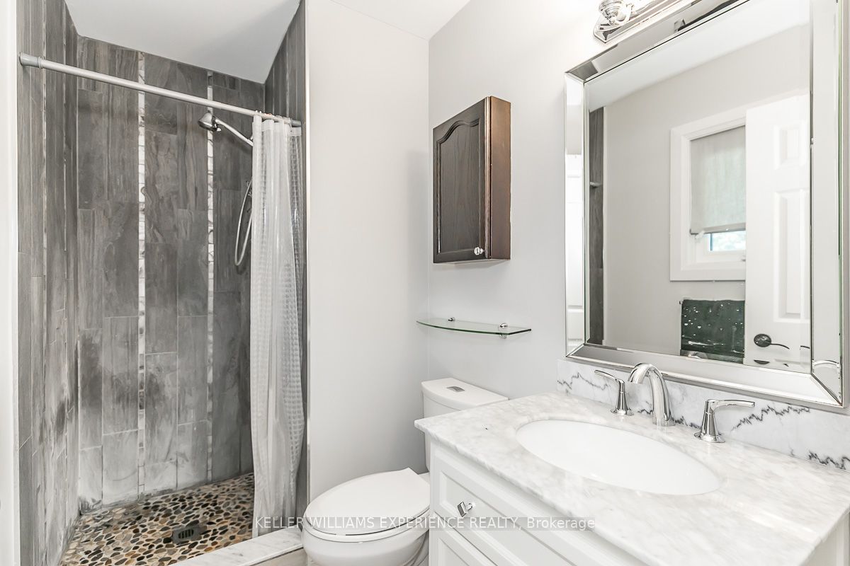 33 Glen Oak Crt