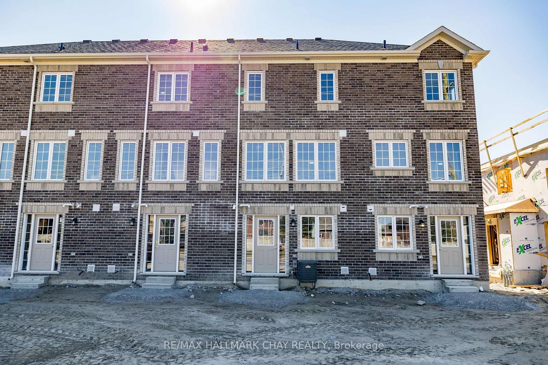 45 Pumpkin Corner Cres