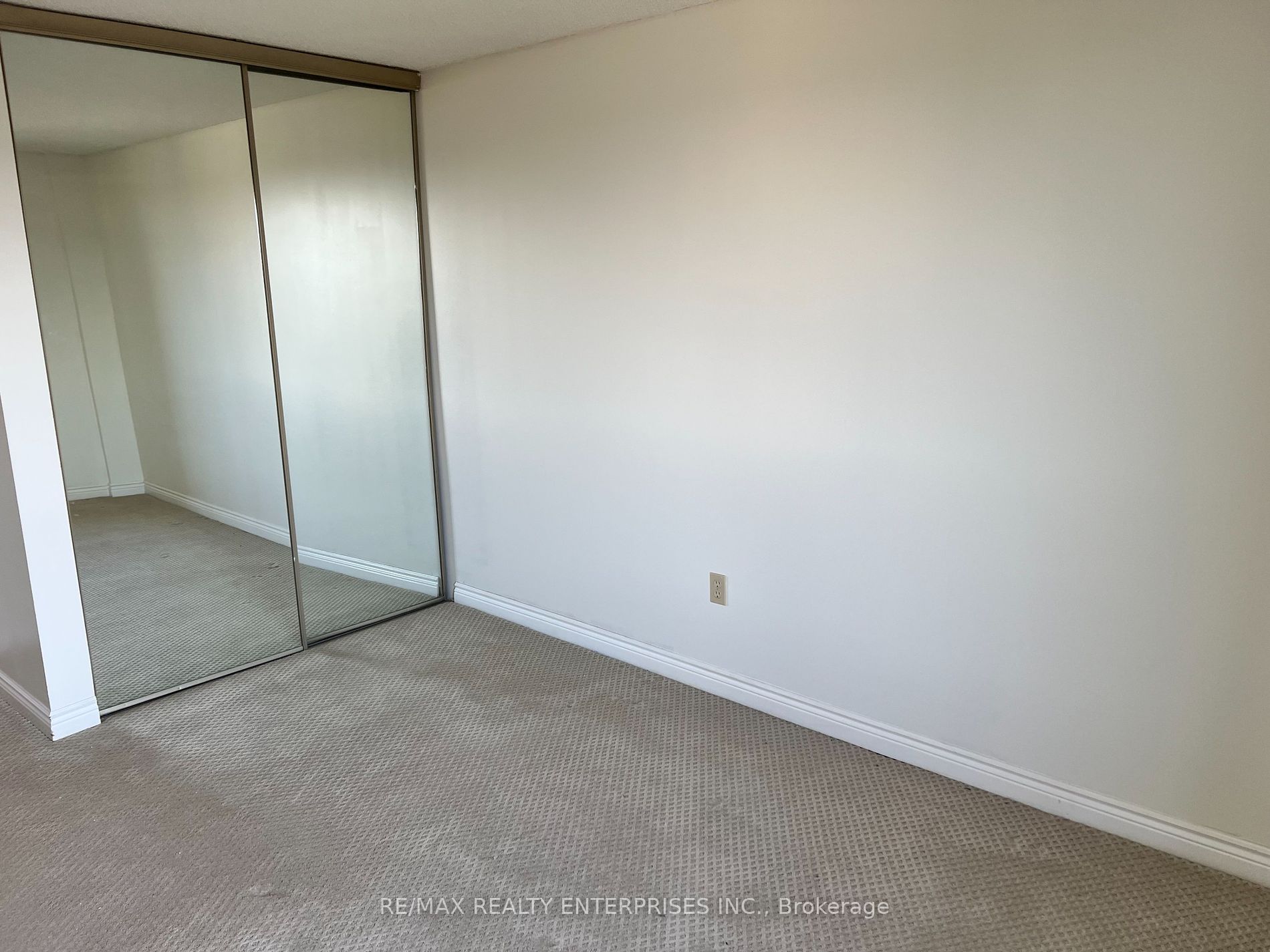 172 Eighth St, #605