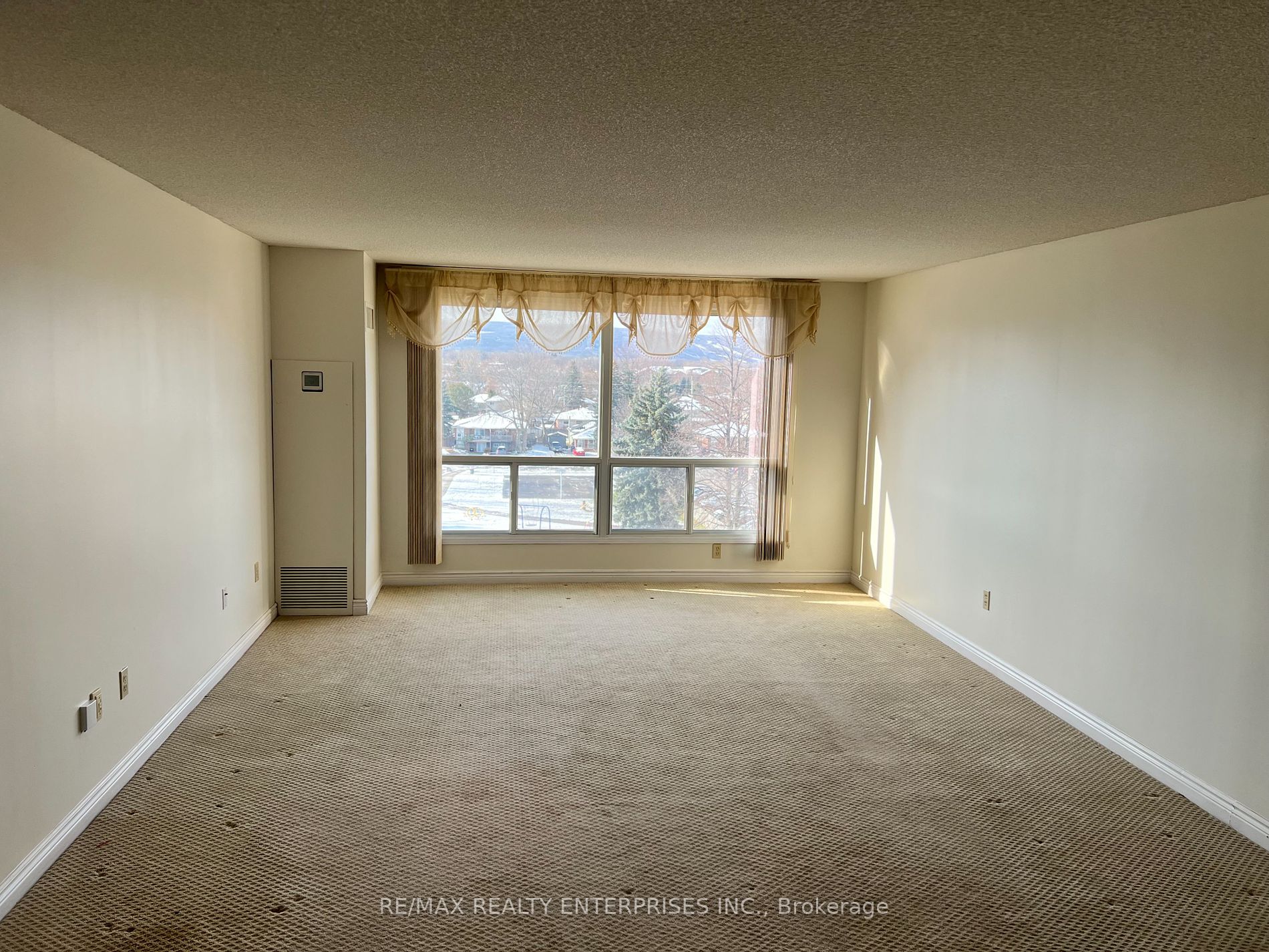 172 Eighth St, #605