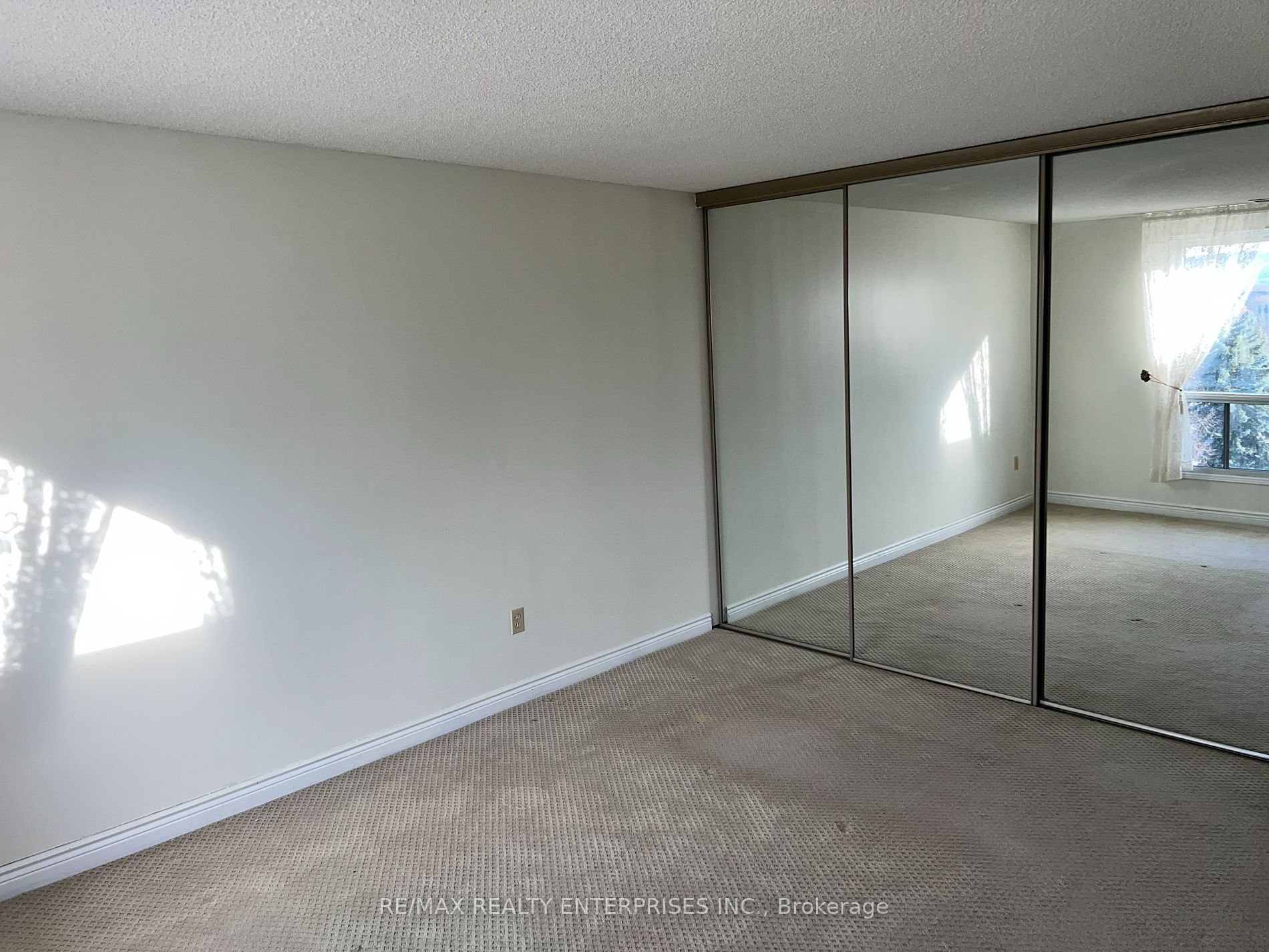 172 Eighth St, #605