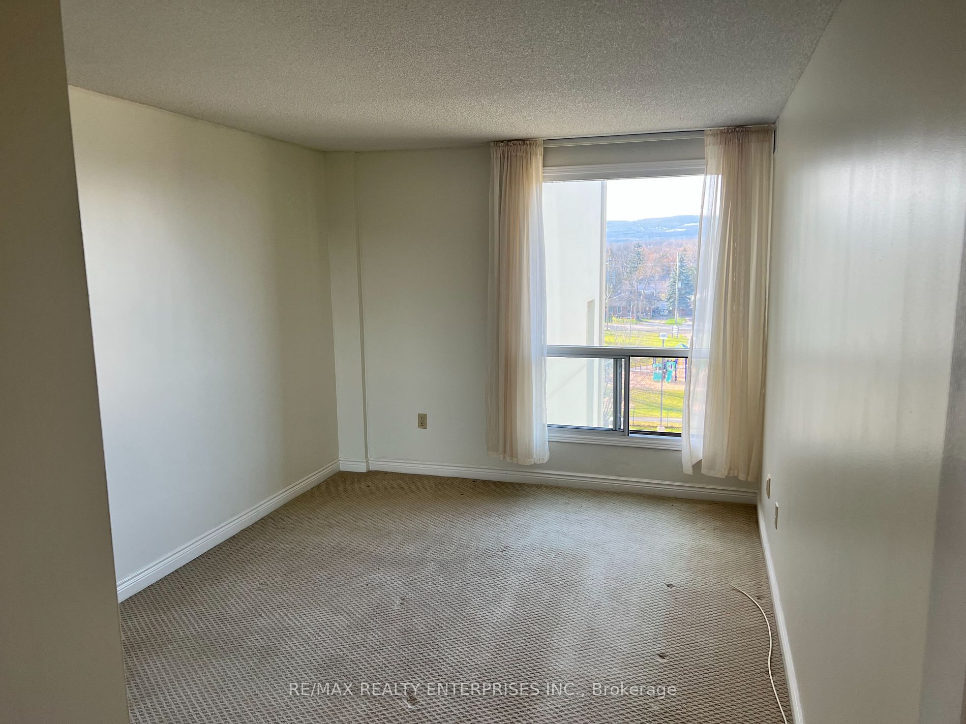 172 Eighth St, #605