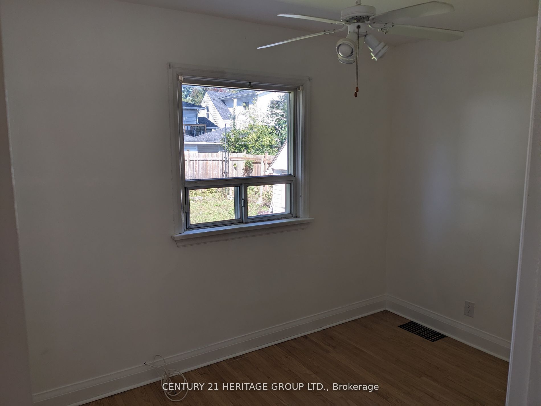 35 Argyle Ave