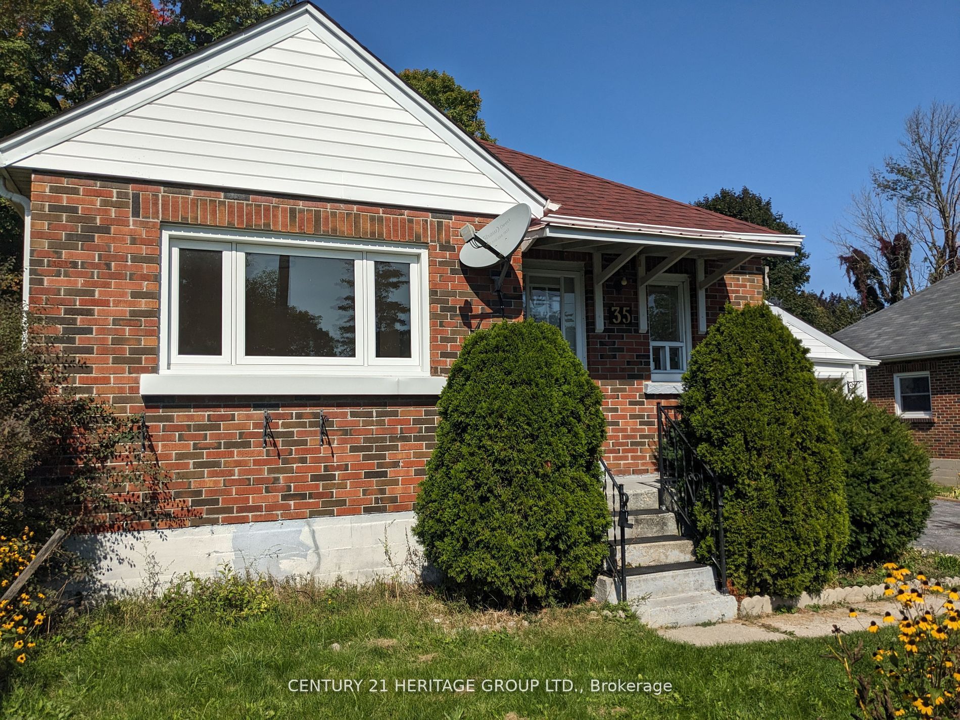 35 Argyle Ave