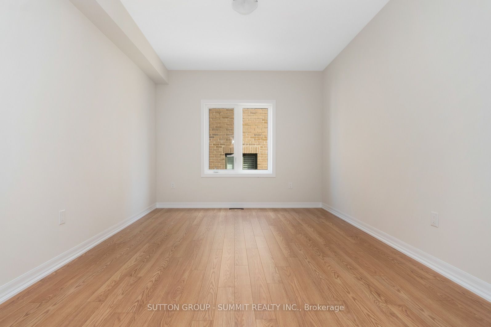 242 Warden St