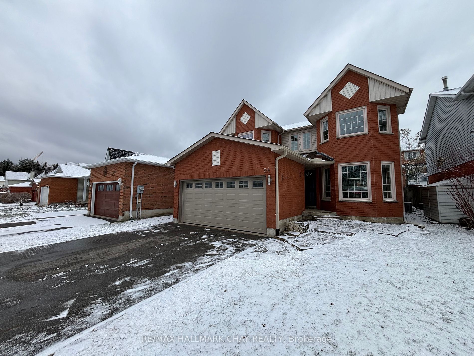 54 O'SHAUGHNESSY Crescent