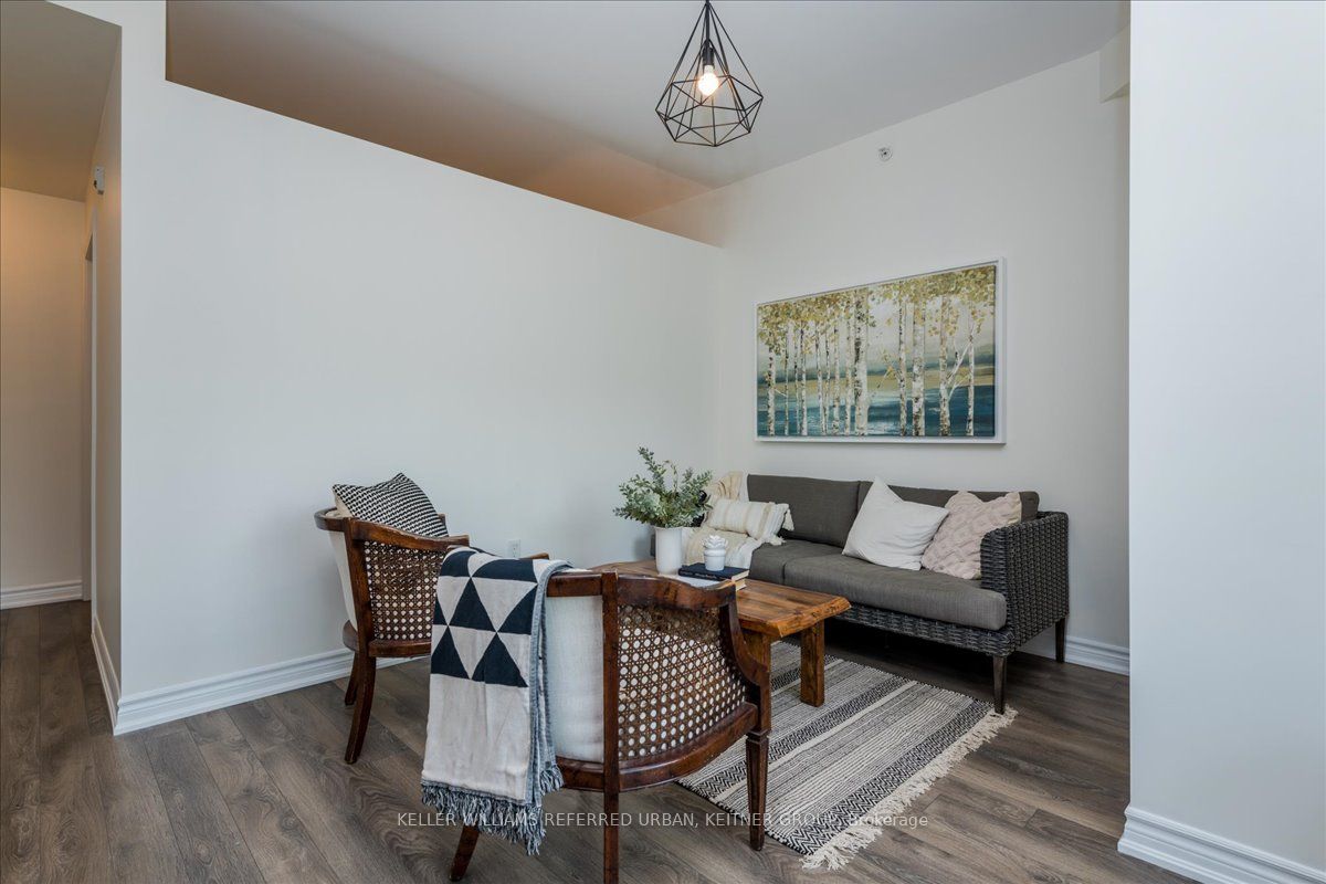 7 Greenwich St, #310