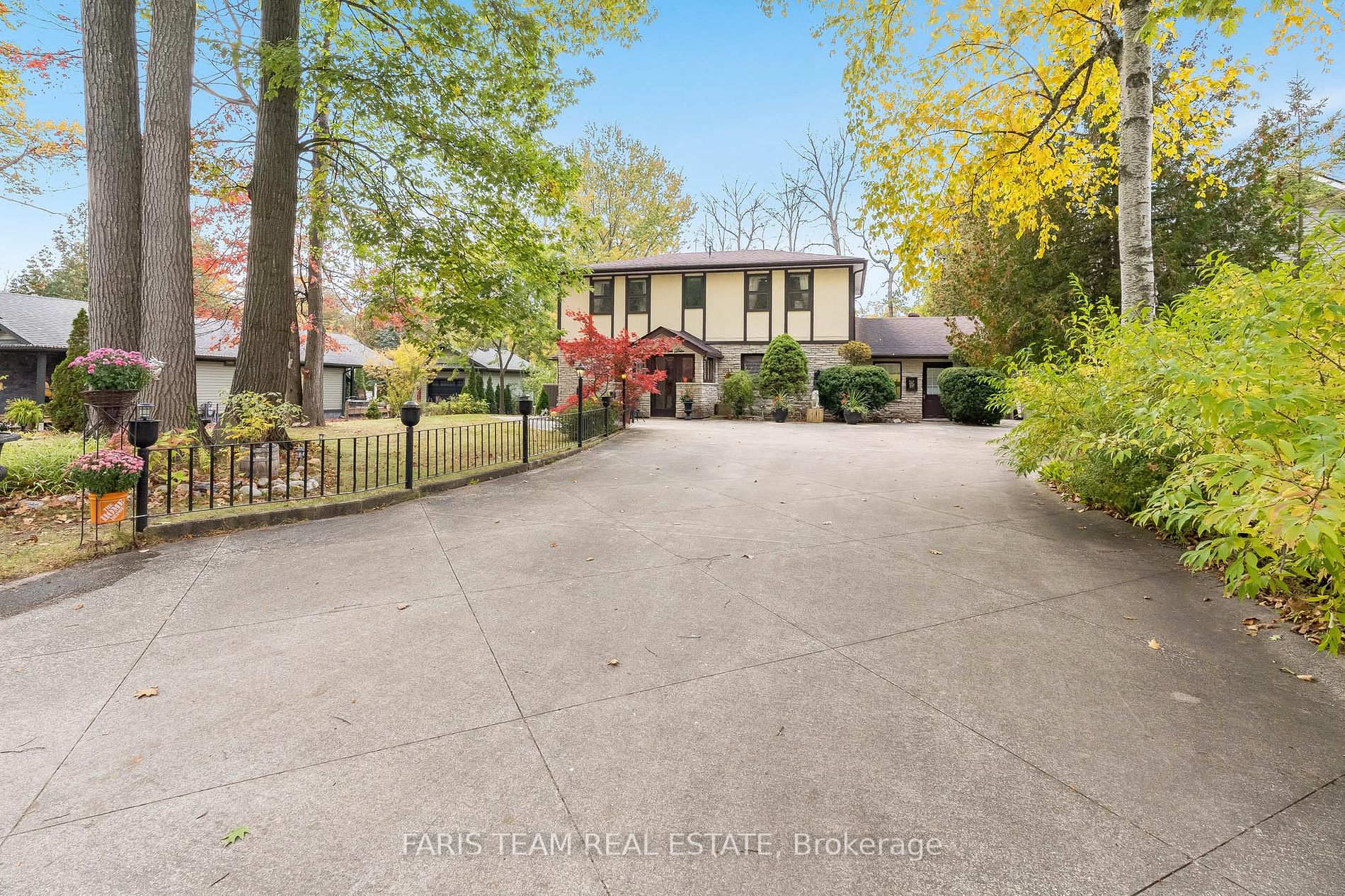 628 Oxbow Park Drive
