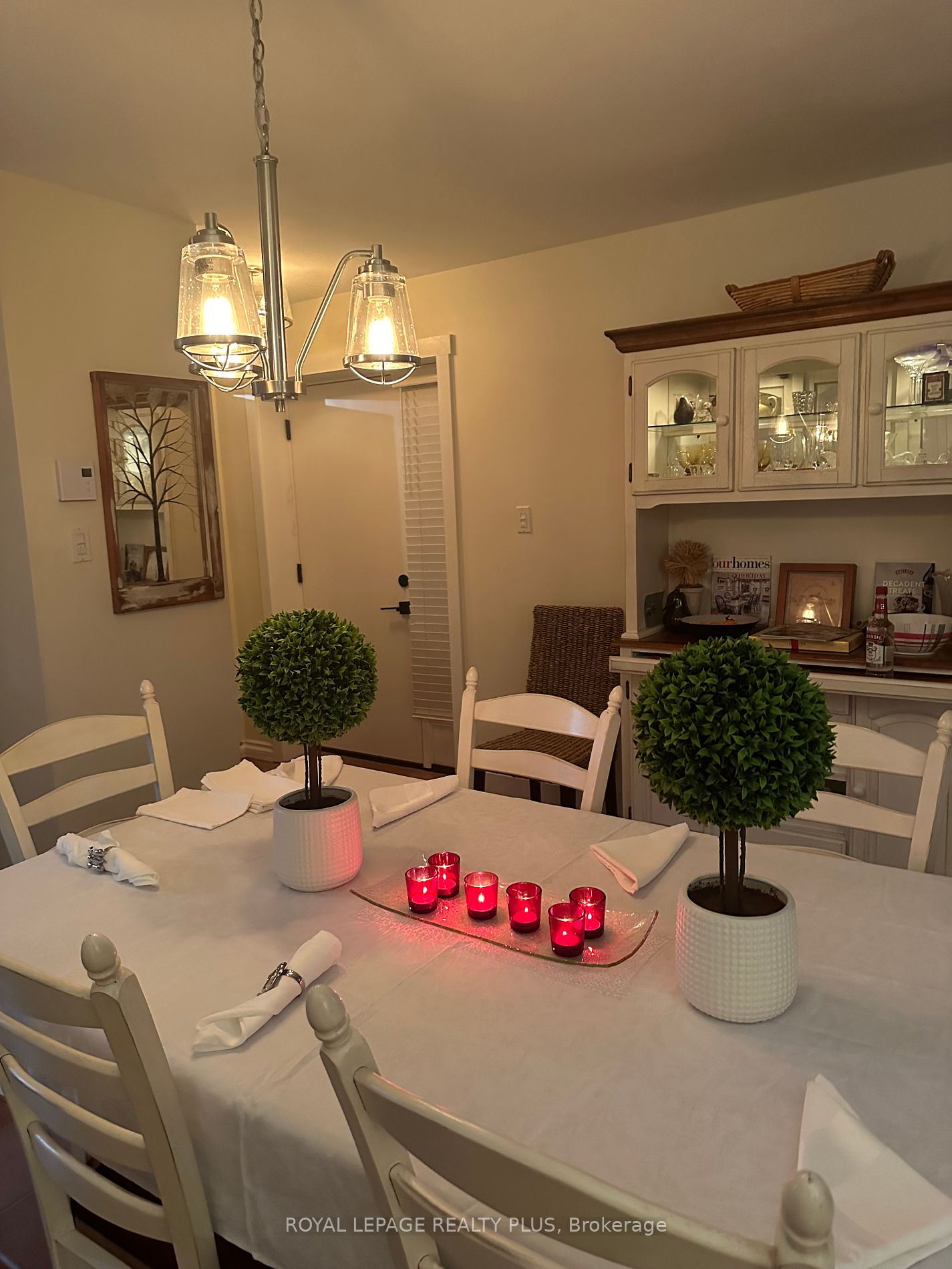 44 Trott Boulevard, #6