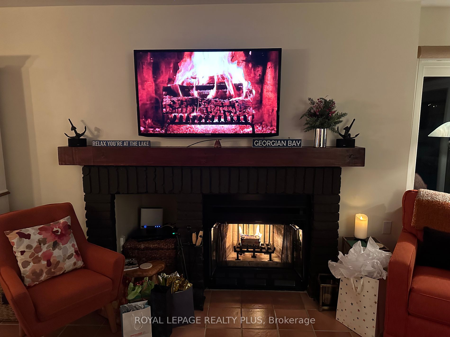 44 Trott Boulevard, #6
