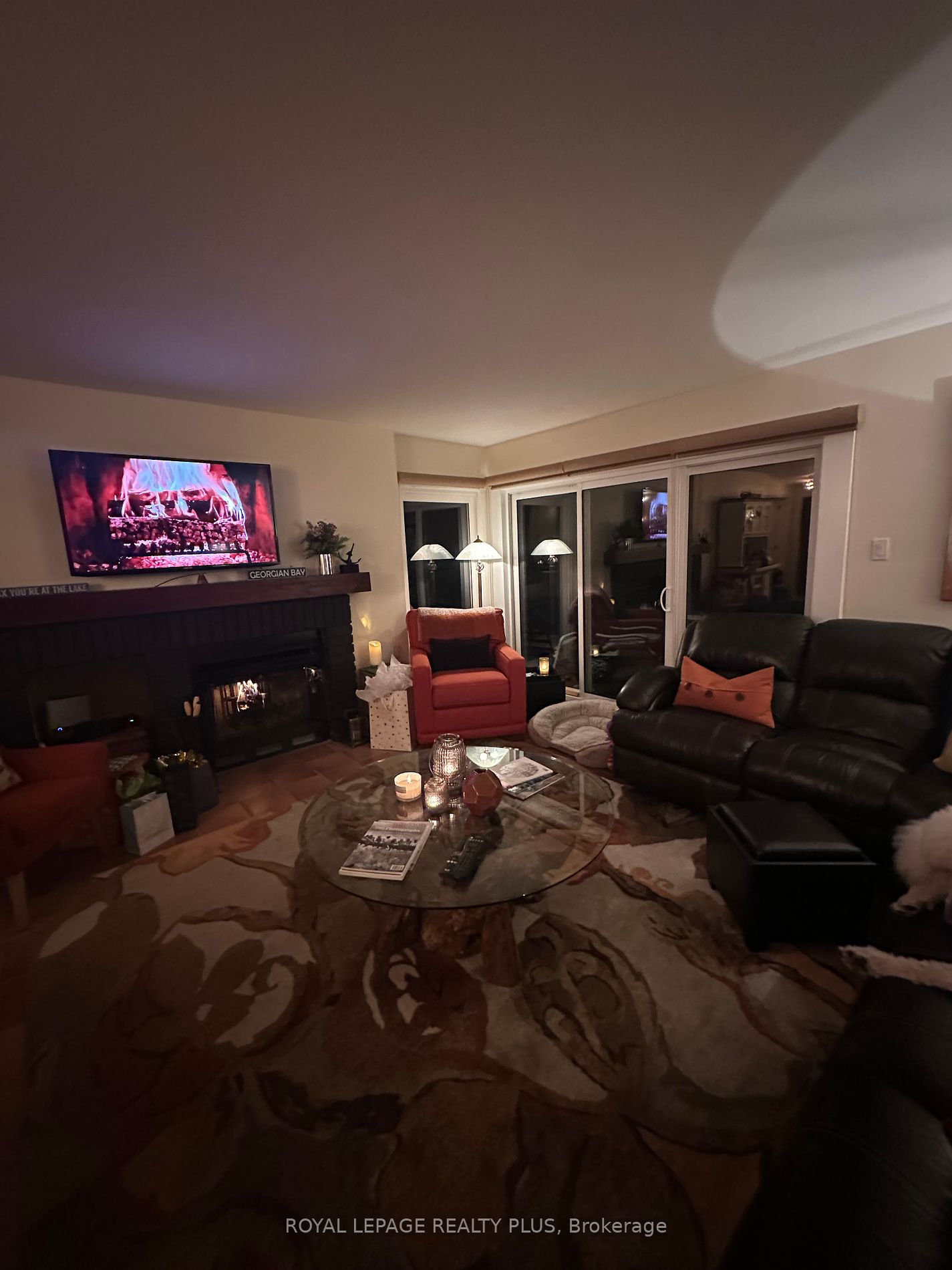 44 Trott Boulevard, #6