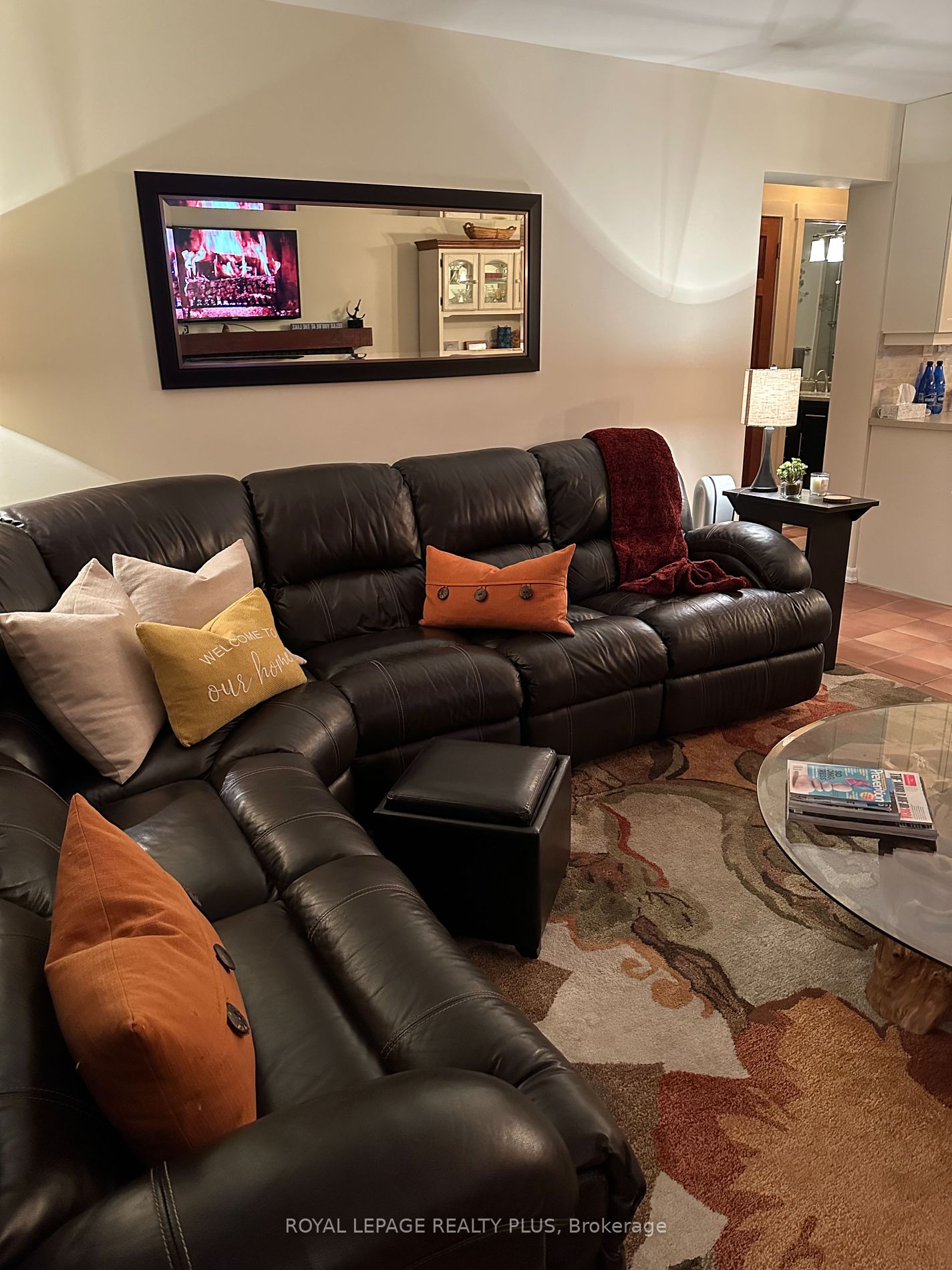 44 Trott Boulevard, #6