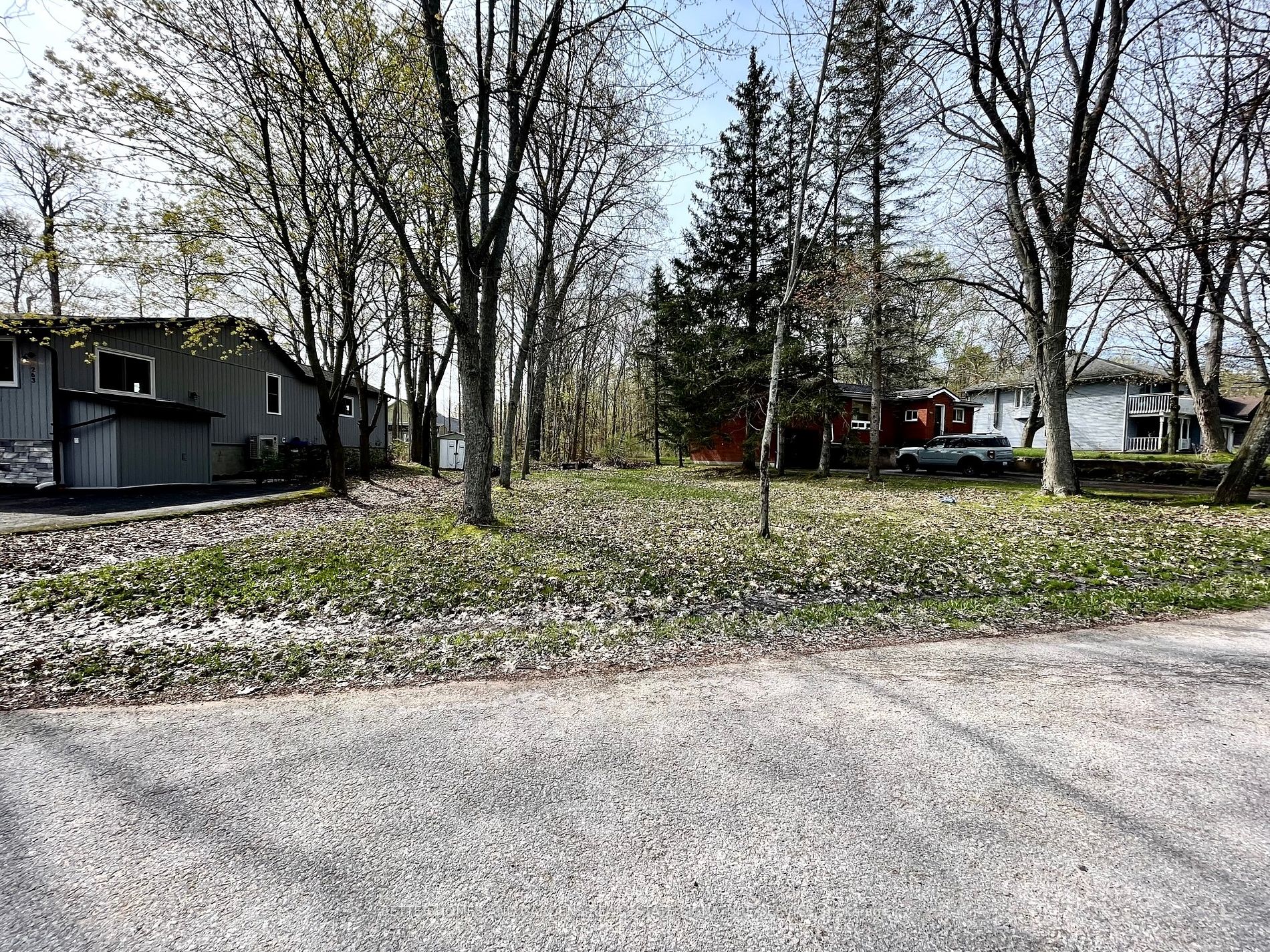 257 ROBINS POINT Road