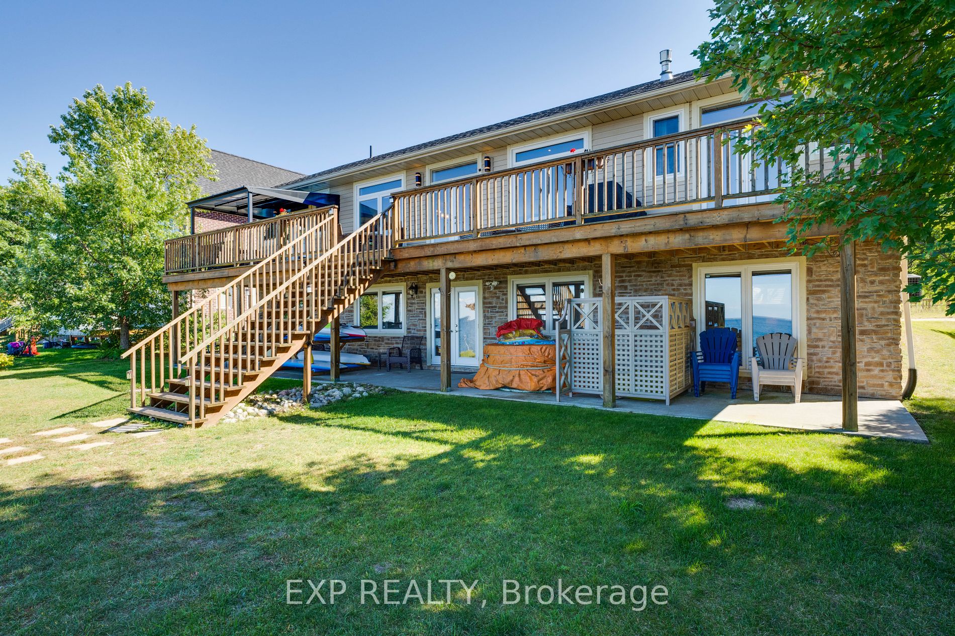 81 Beach Road