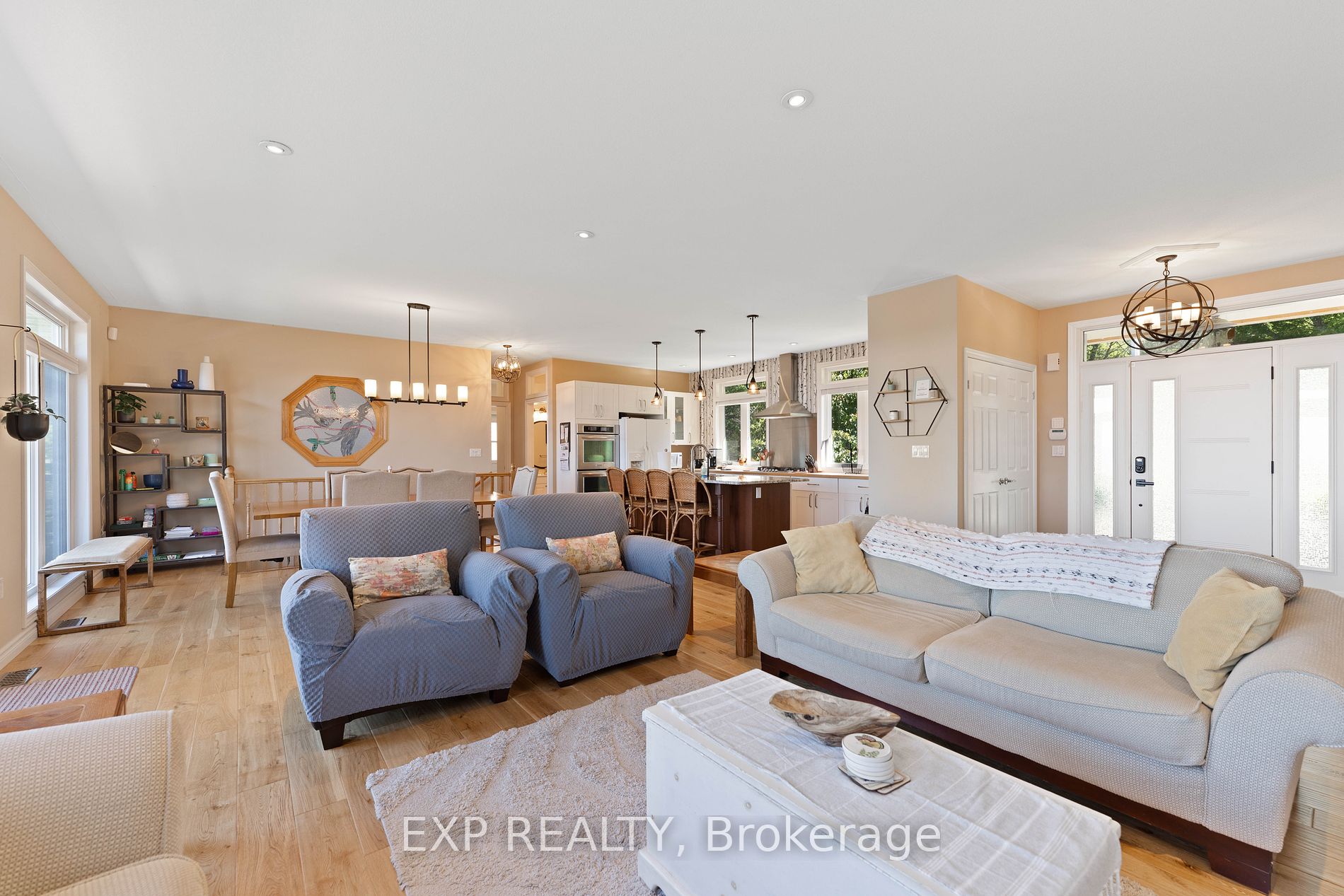 81 Beach Road