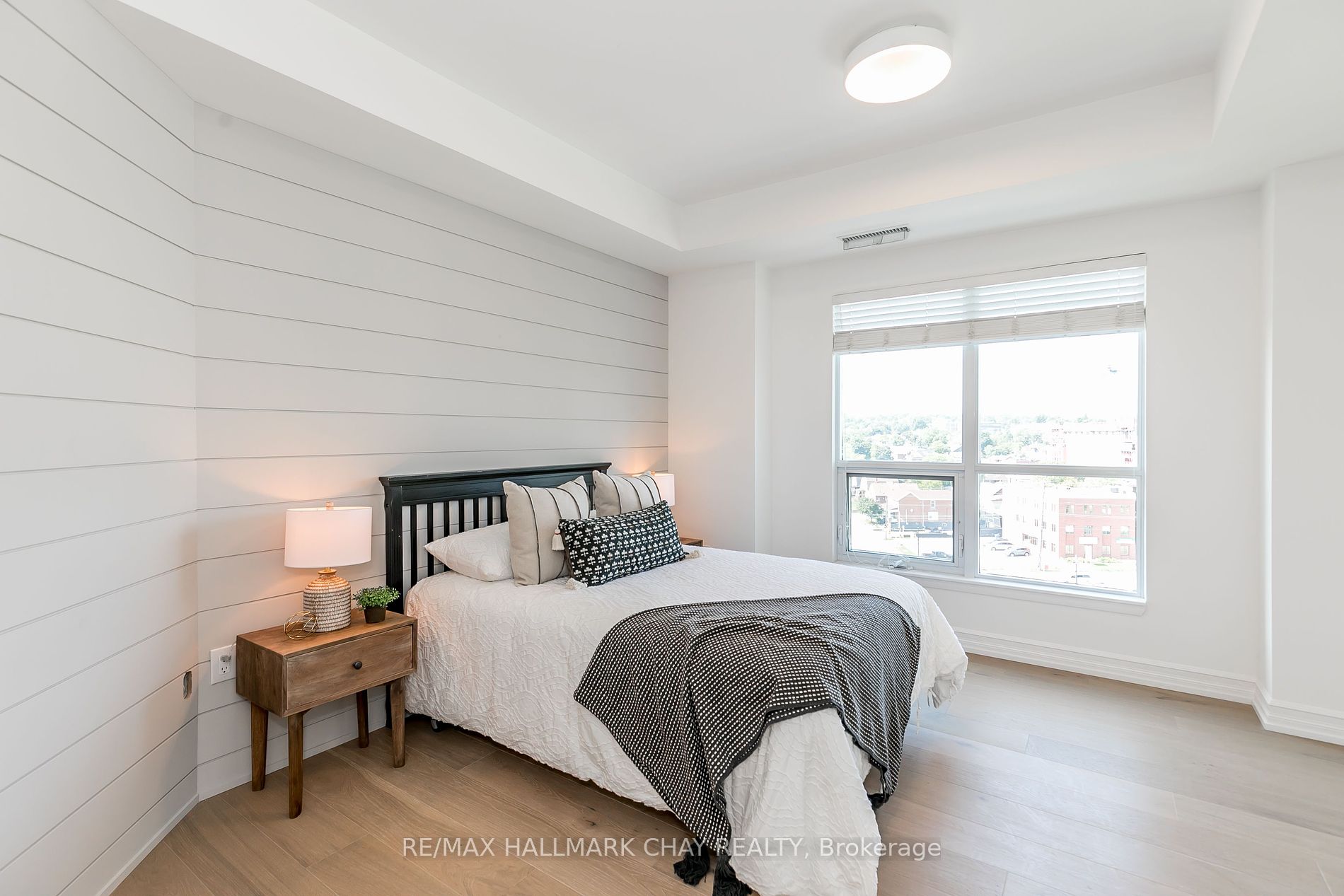 6 Toronto St, #801