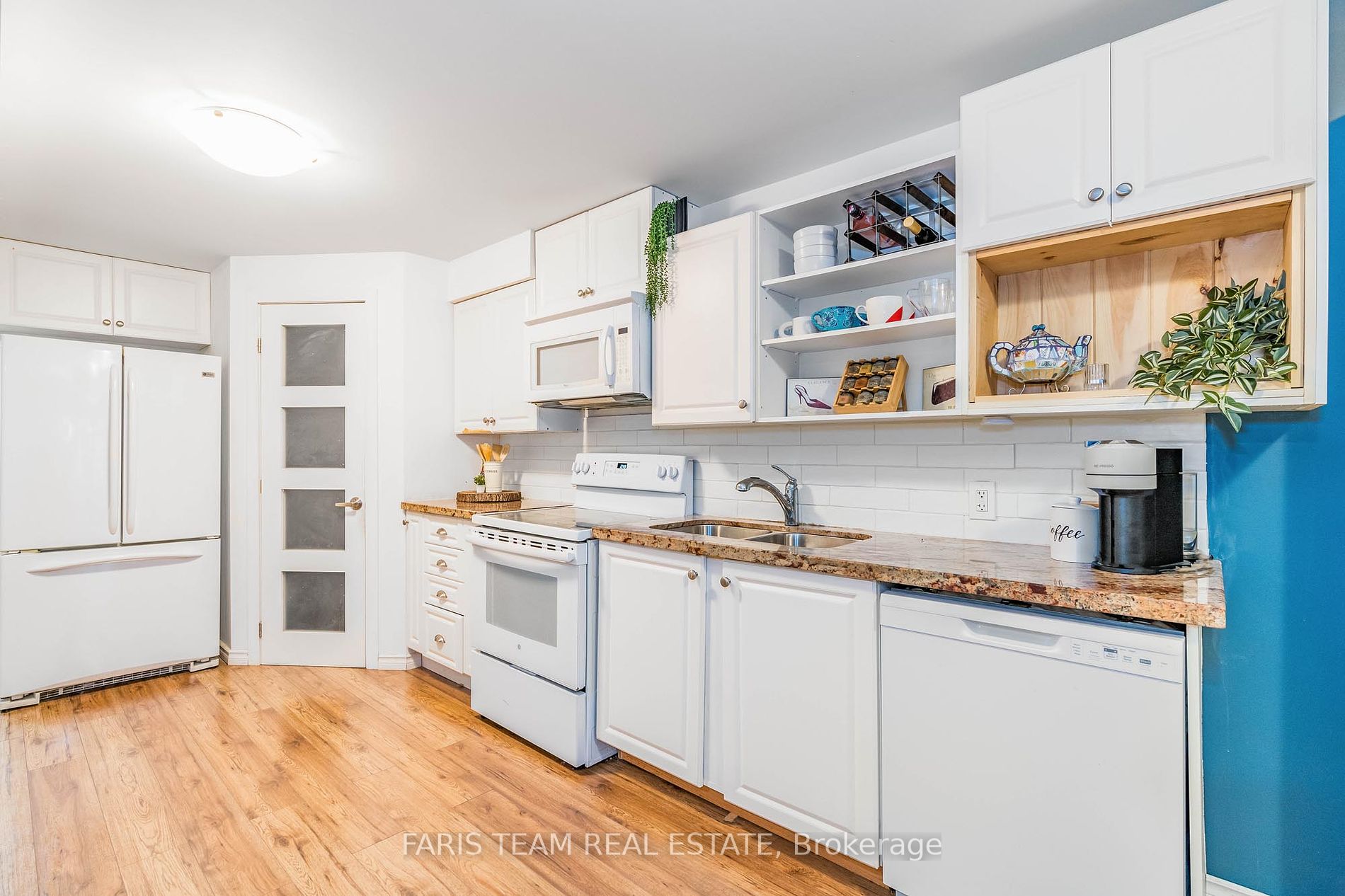 180 Isabella Dr