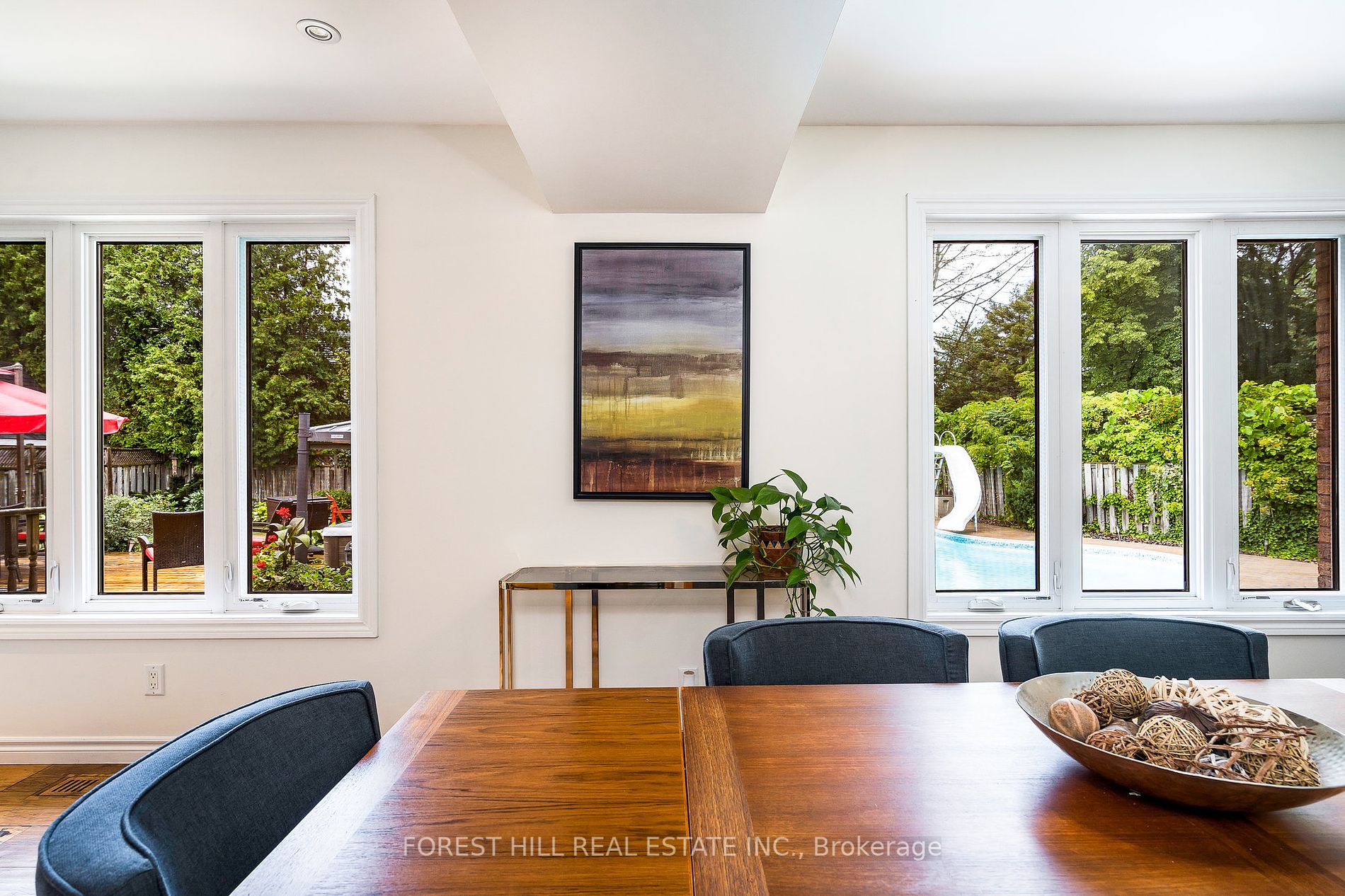 81 Lockhart Rd