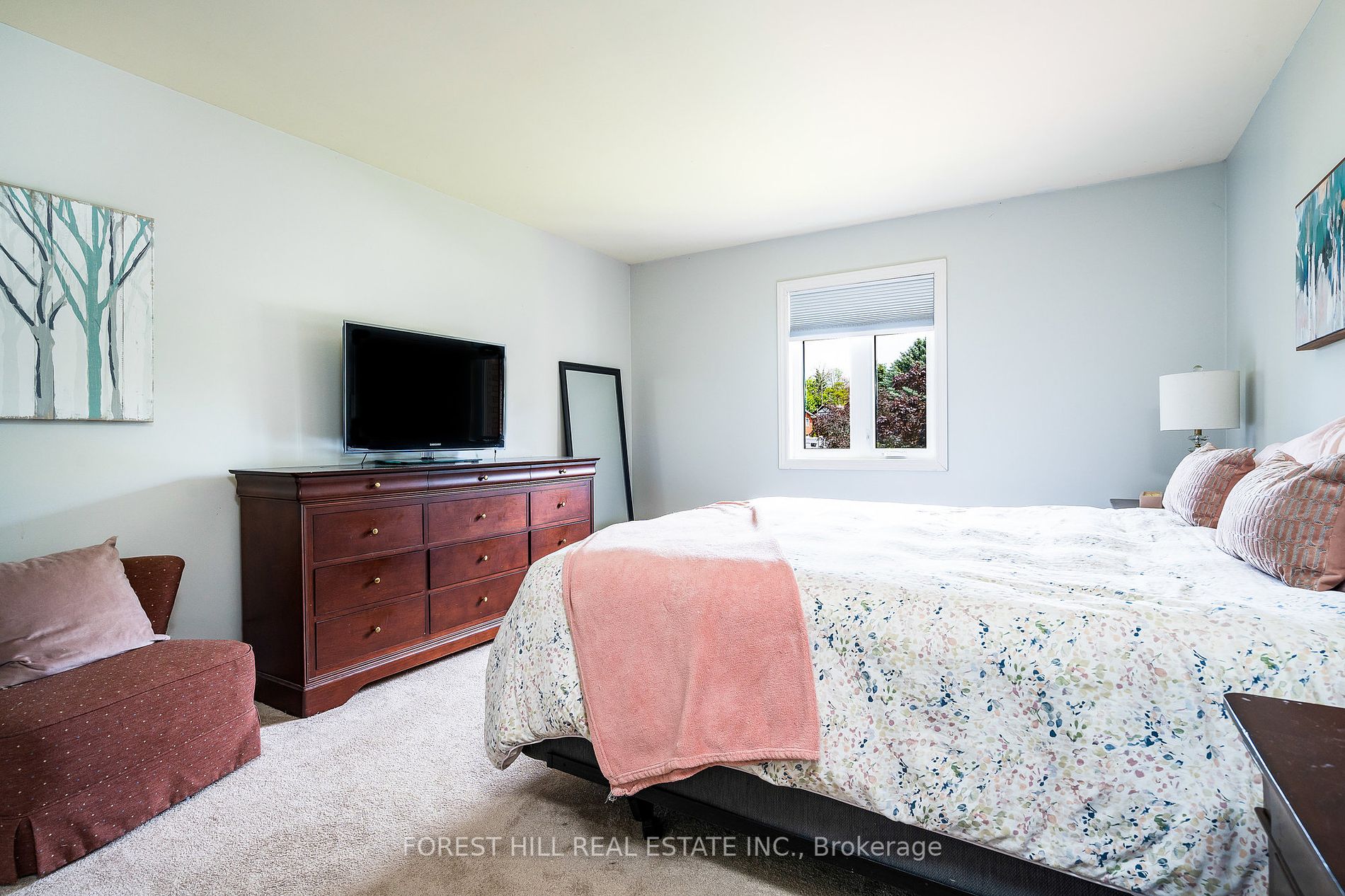 81 Lockhart Rd