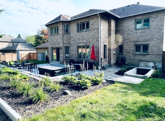 6 Edgecombe Terr