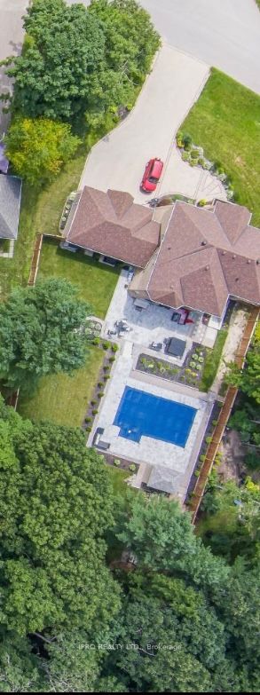 6 Edgecombe Terr