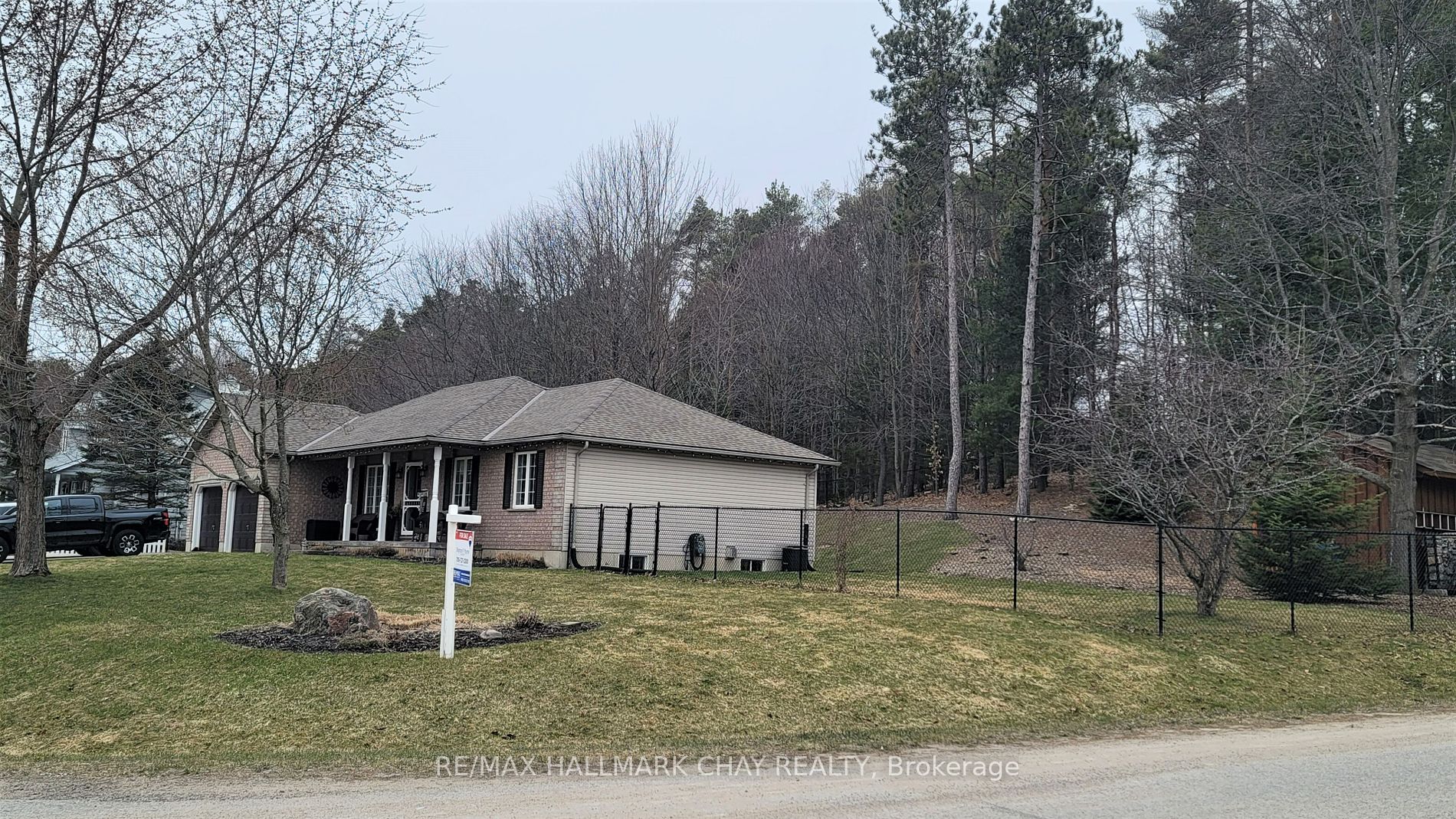 2 Campbell Crt