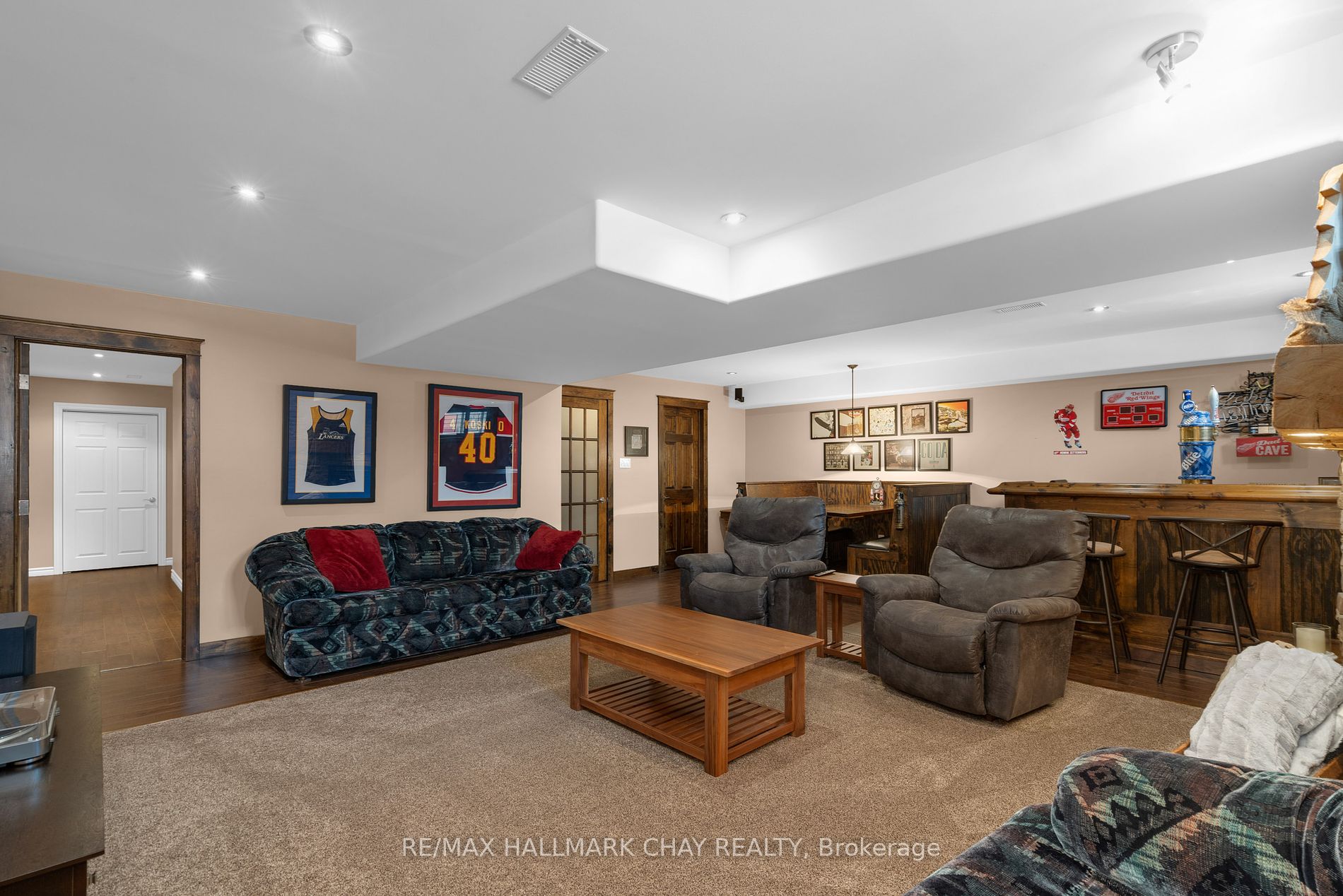 2 Campbell Crt