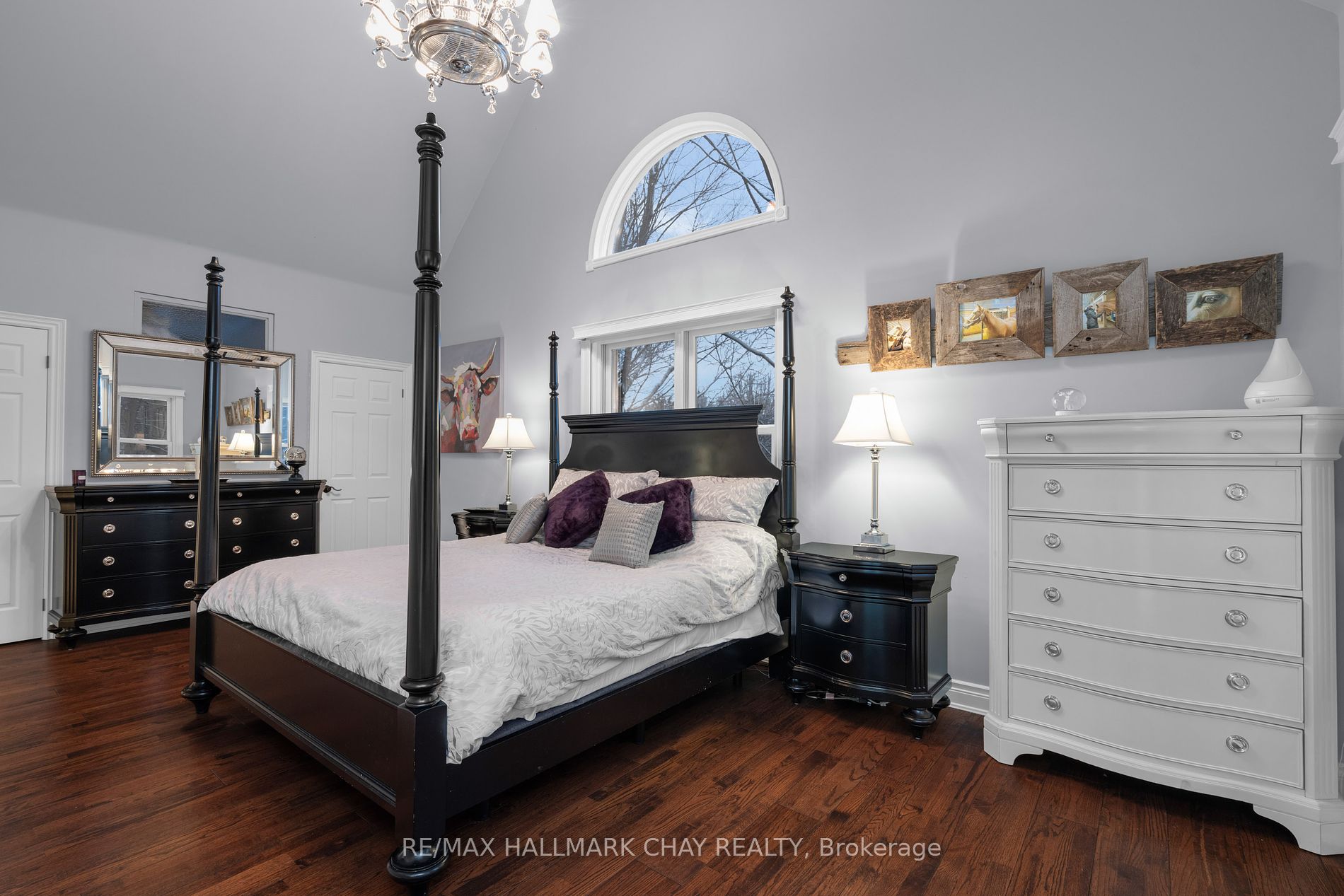 9 Bridle Path