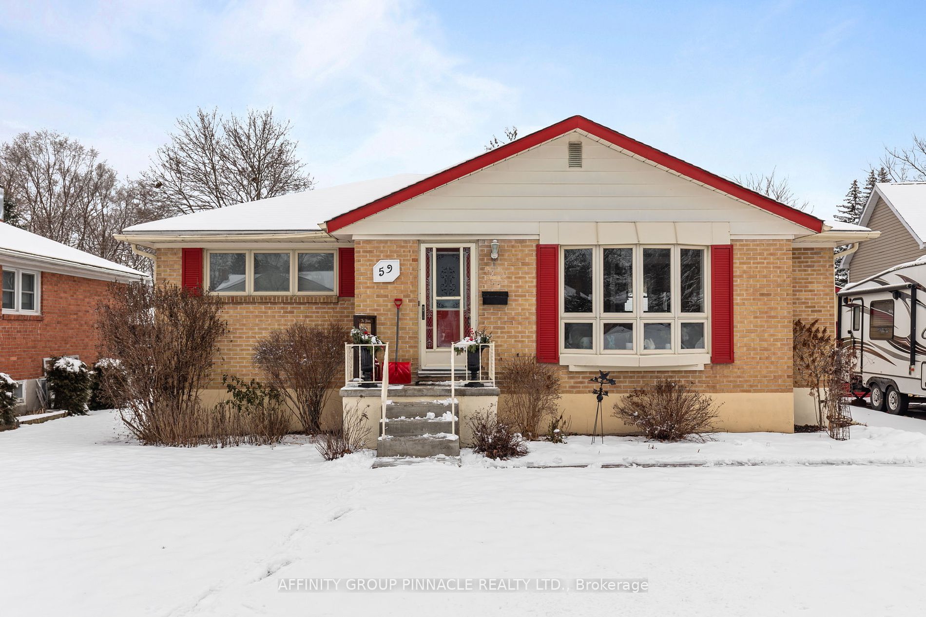 59 Oakley Park Sq