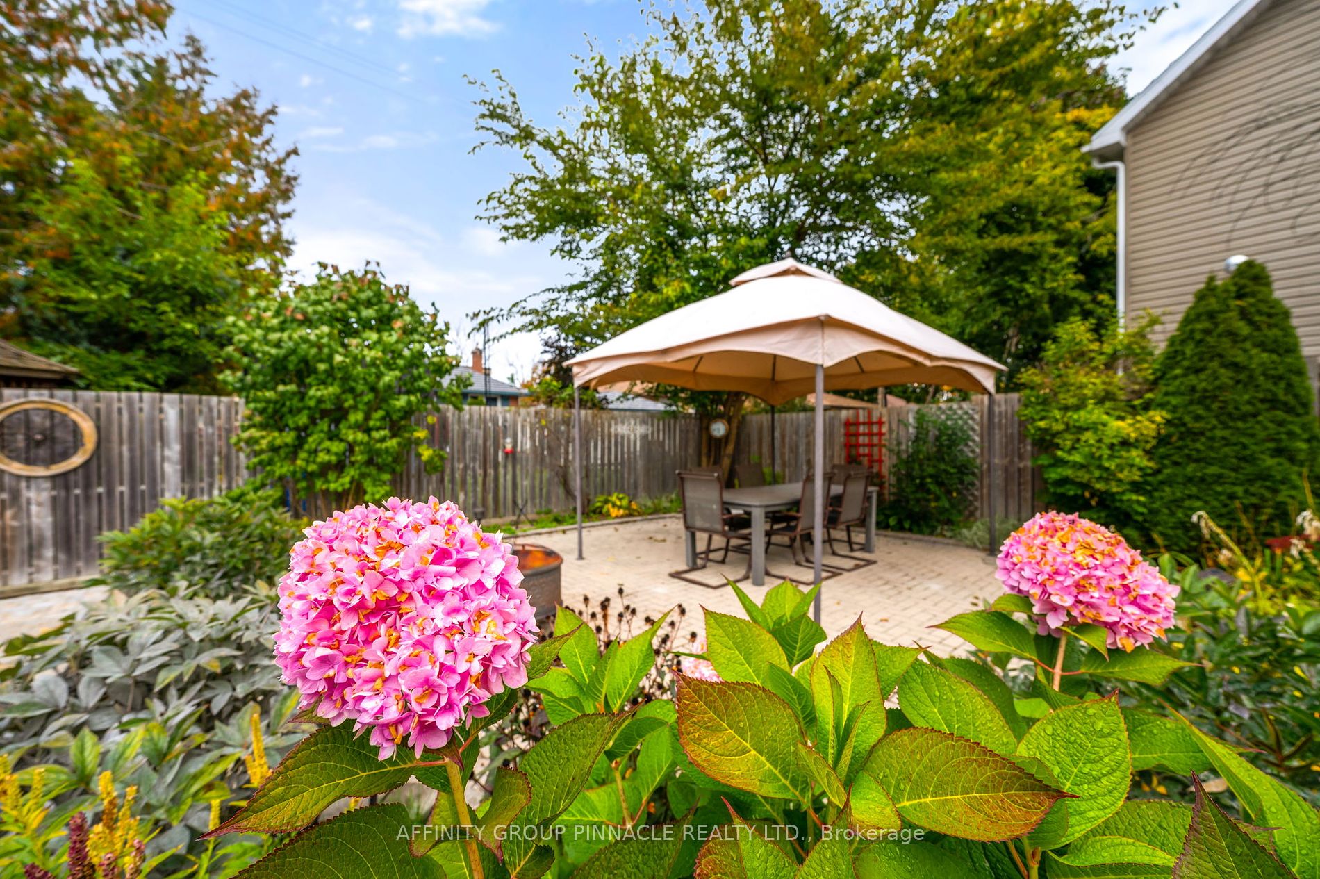 59 Oakley Park Sq