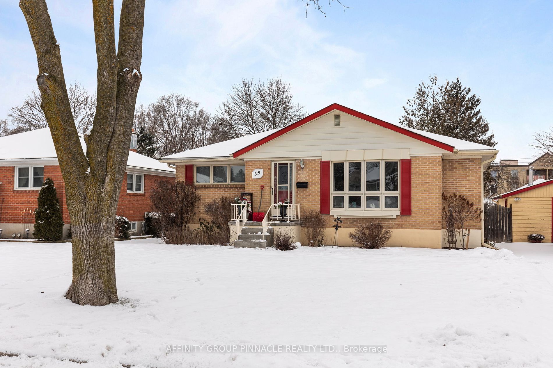 59 Oakley Park Sq