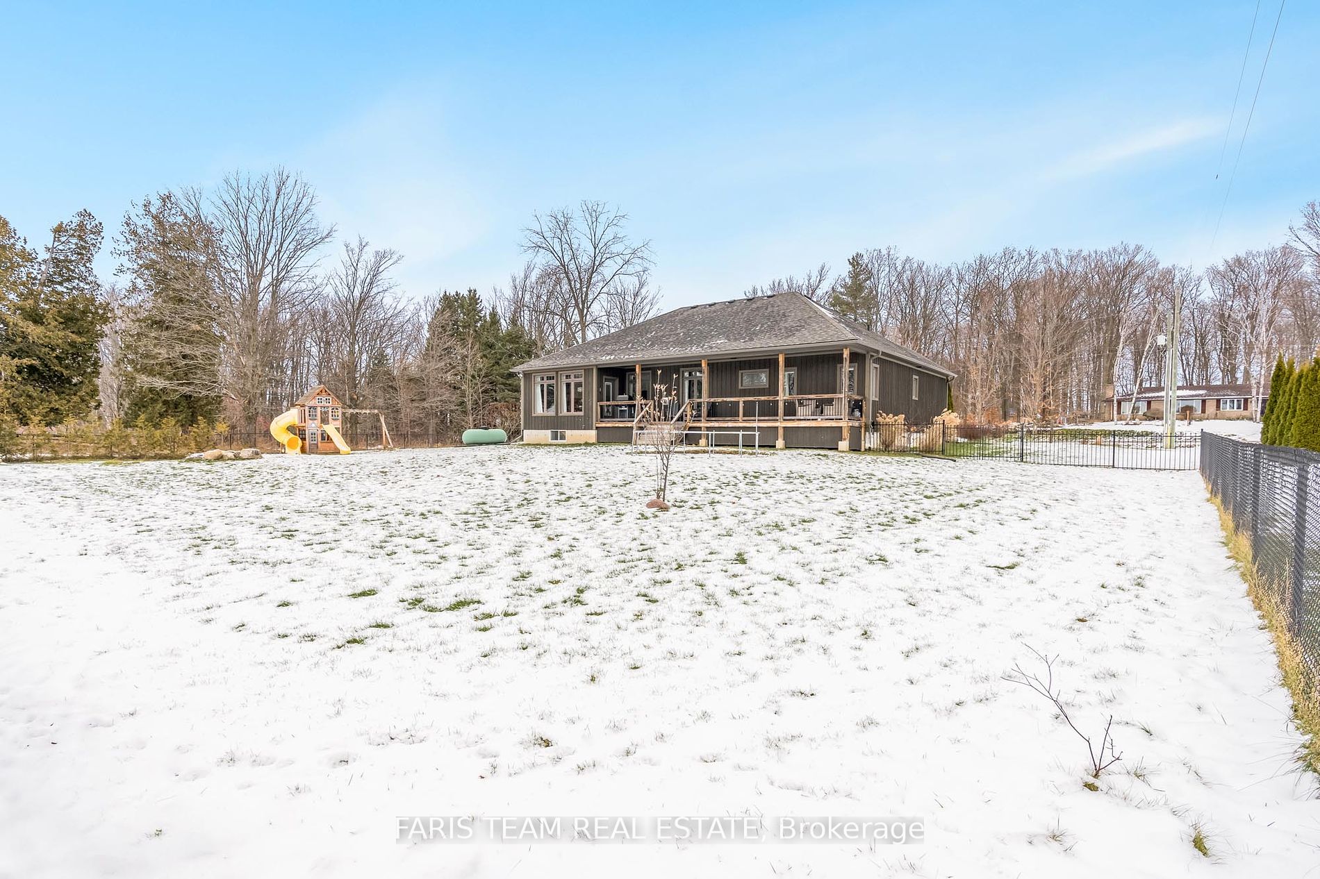 3028 Old Second Road S
