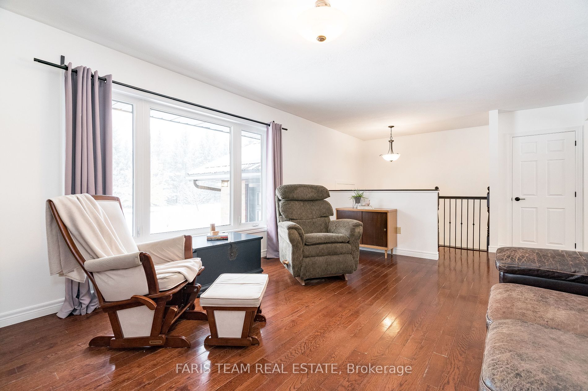 4120 Sunnidale Con. 9