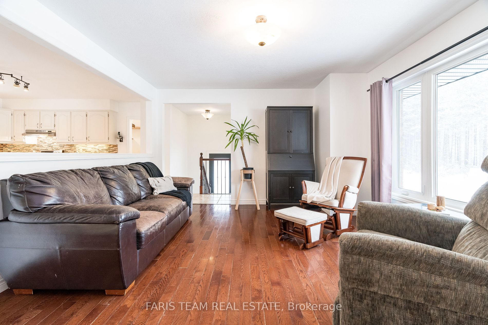 4120 Sunnidale Con. 9