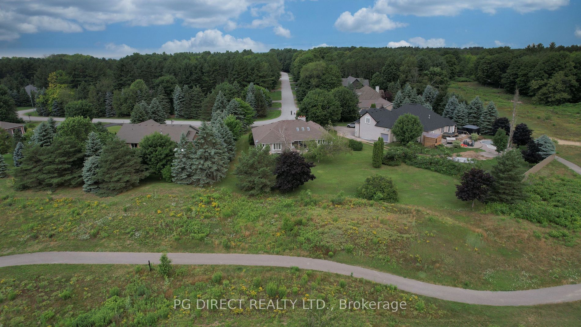 29 Fairway Crt