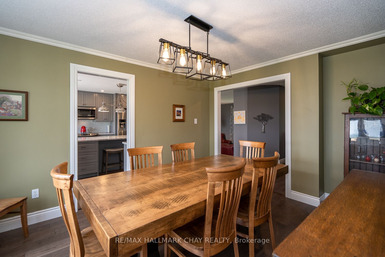 2173 Fairgrounds Rd S