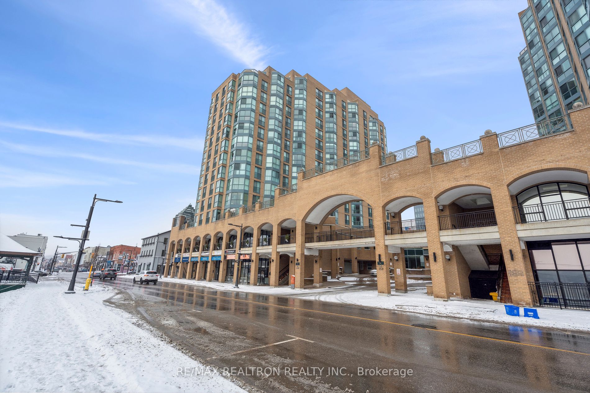 140 Dunlop Street E, #303