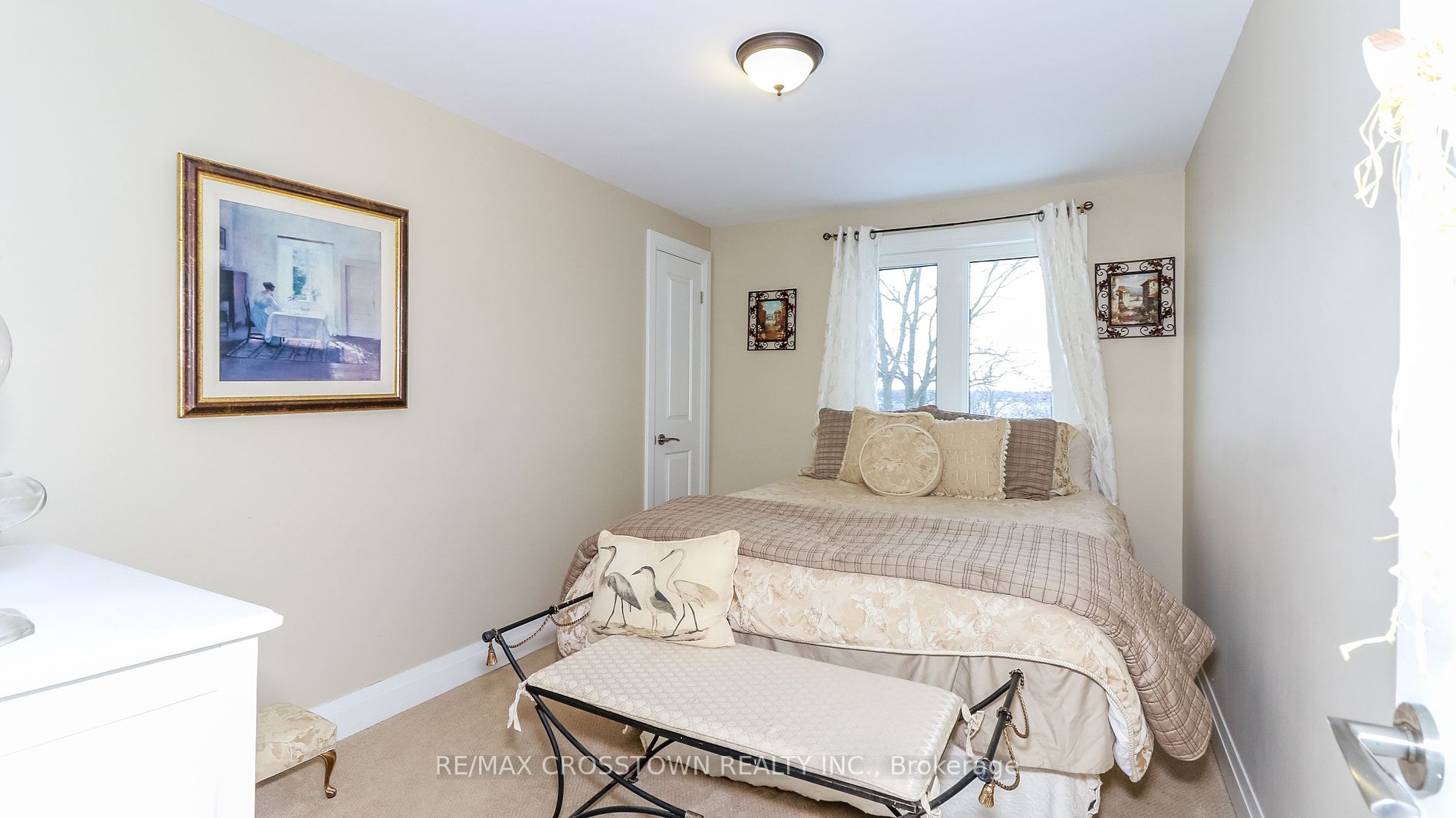 181 Shanty Bay Rd