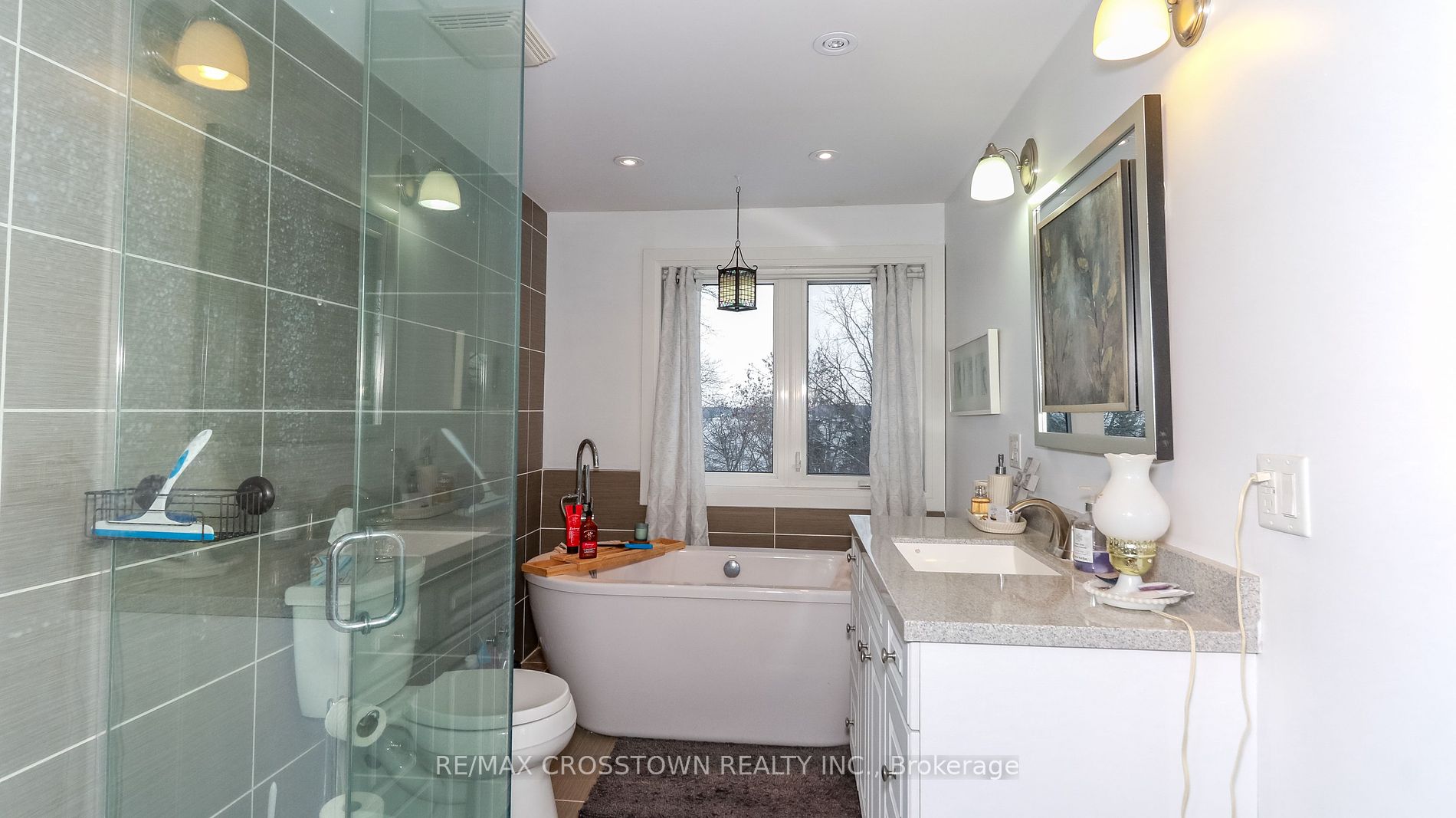 181 Shanty Bay Rd