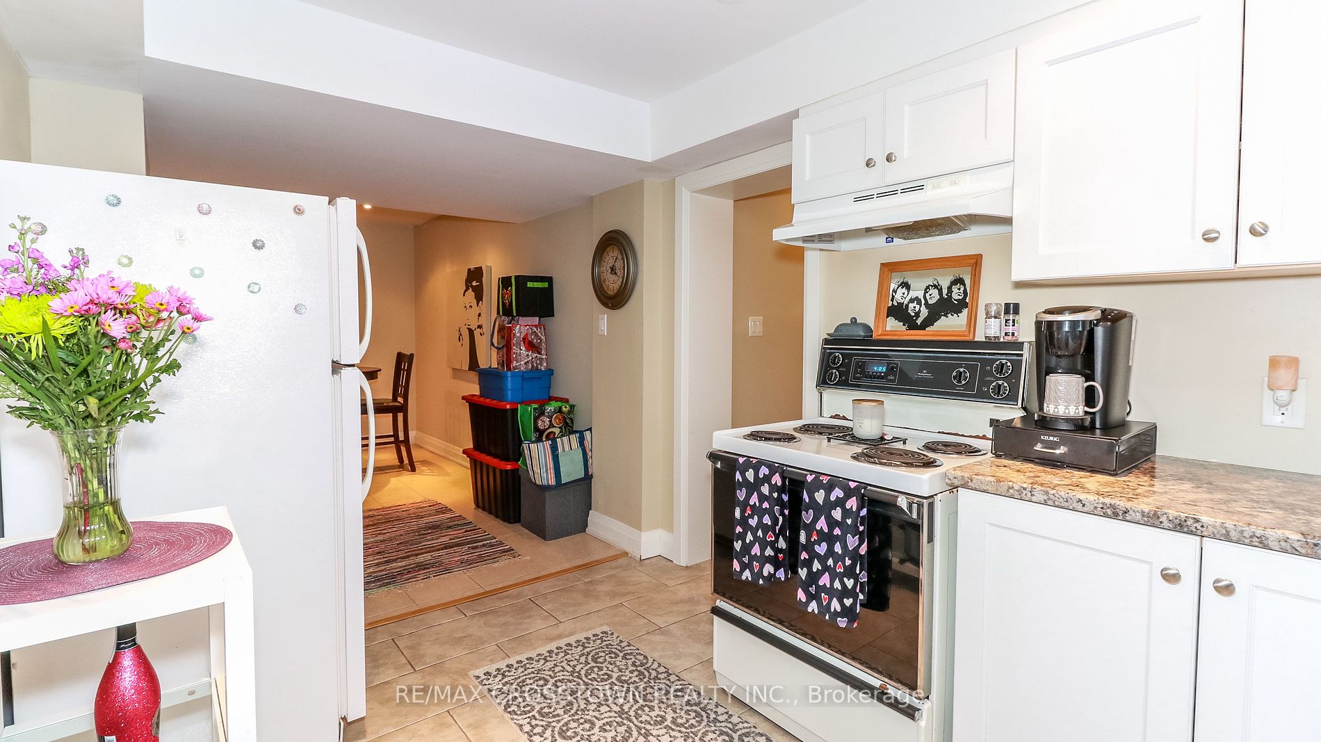 181 Shanty Bay Rd