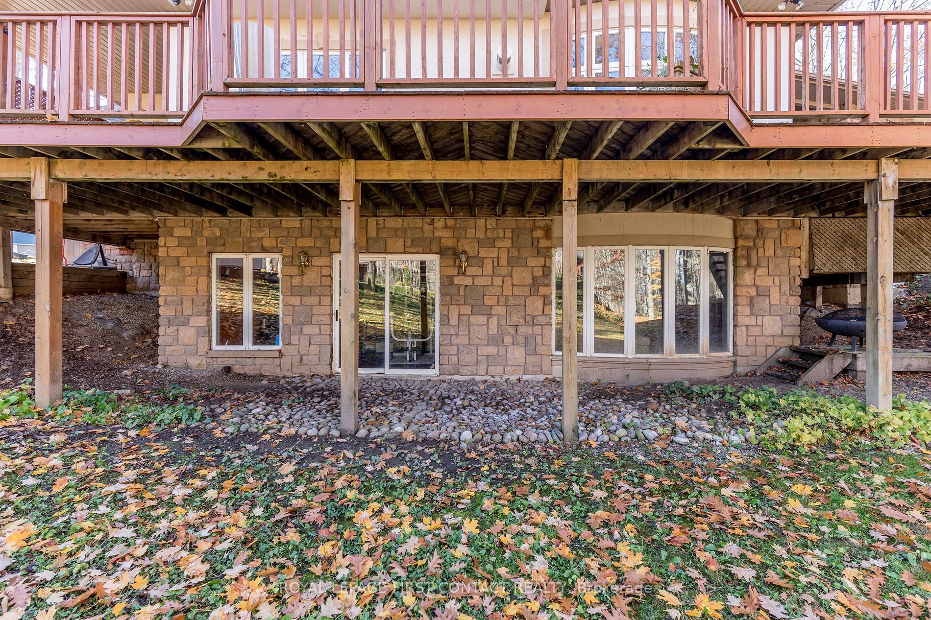 29 Glenhuron Dr