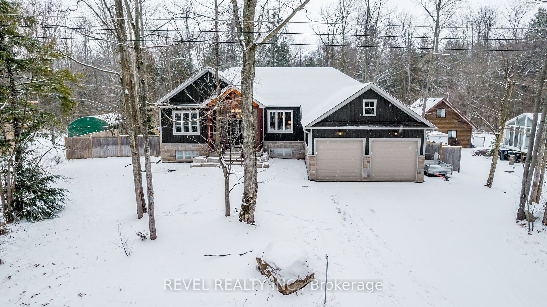 103 Moreau Parkway