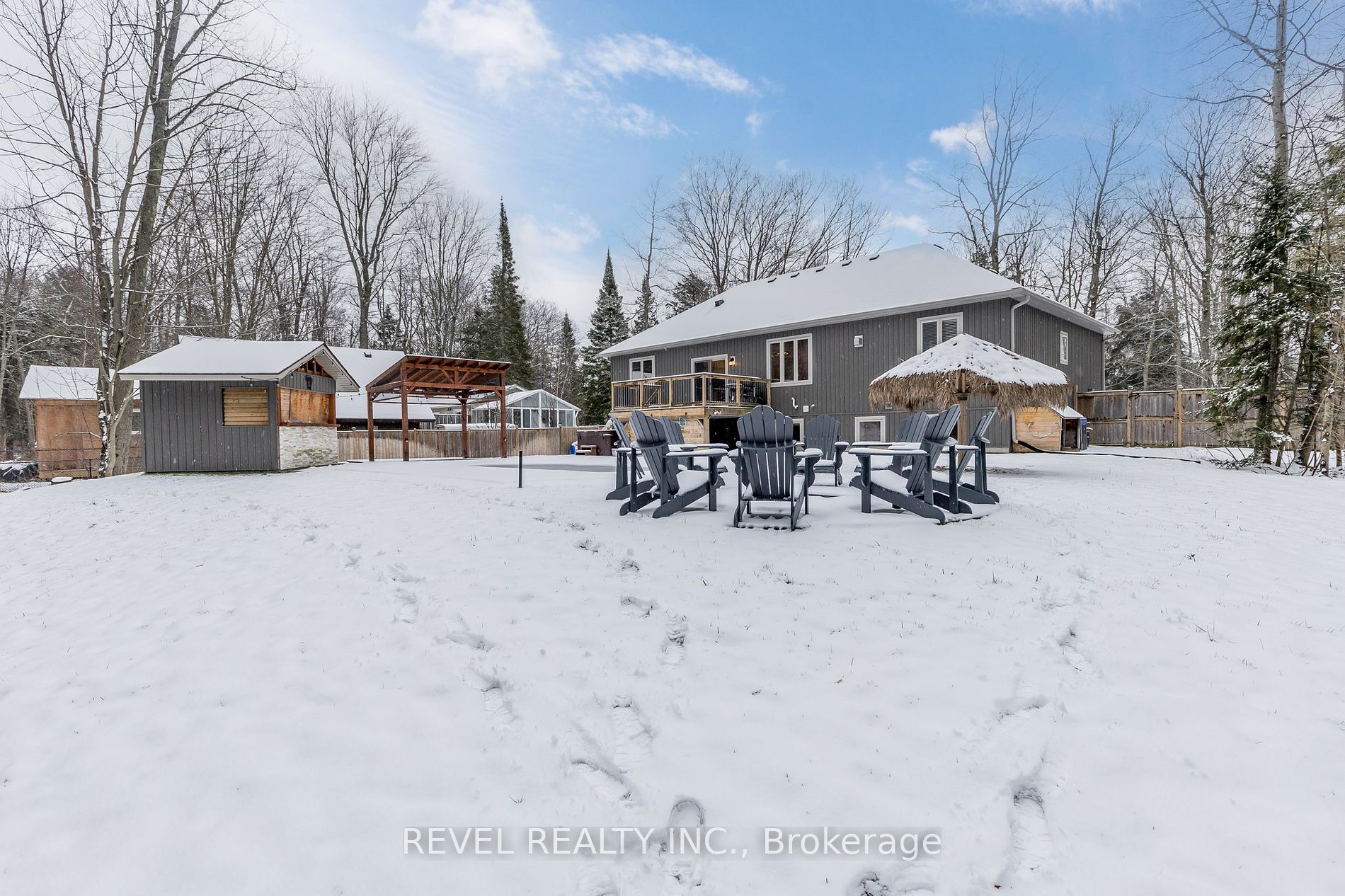 103 Moreau Parkway