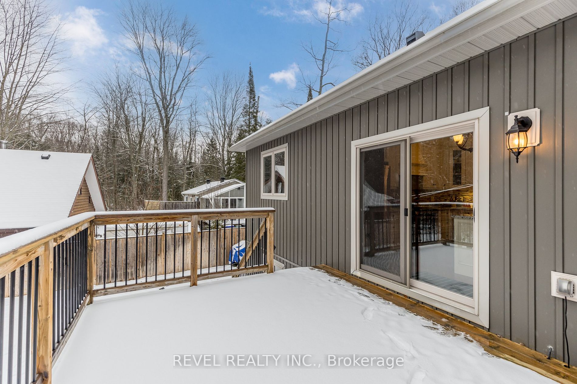 103 Moreau Parkway