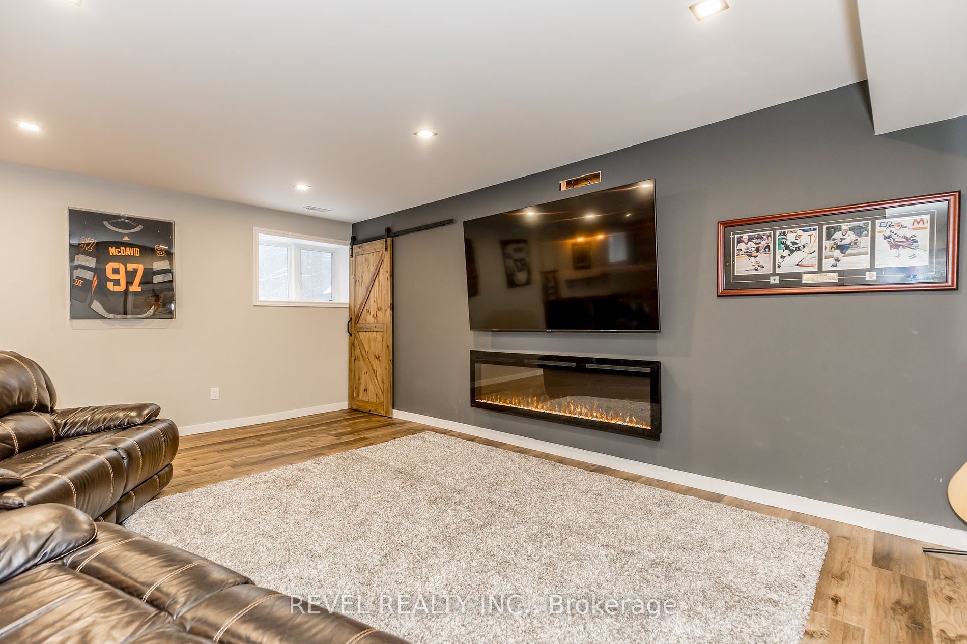 103 Moreau Parkway